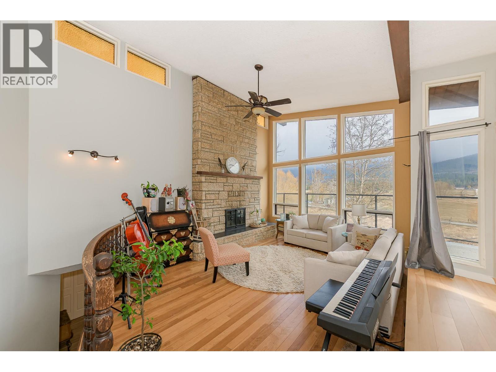 3668 Trinity Valley Road, Enderby, British Columbia  V0E 1V5 - Photo 5 - 10379998