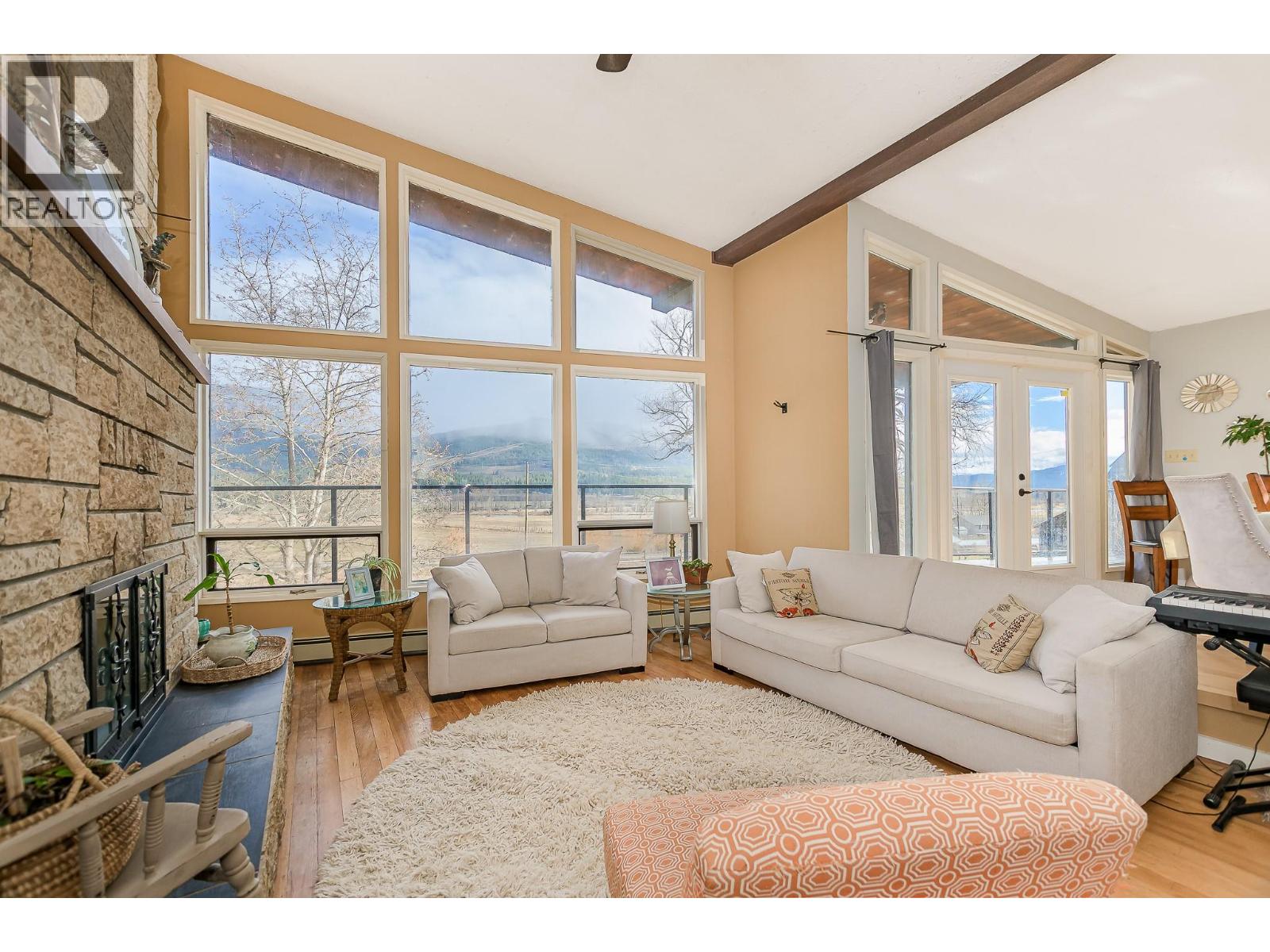 3668 Trinity Valley Road, Enderby, British Columbia  V0E 1V5 - Photo 6 - 10379998