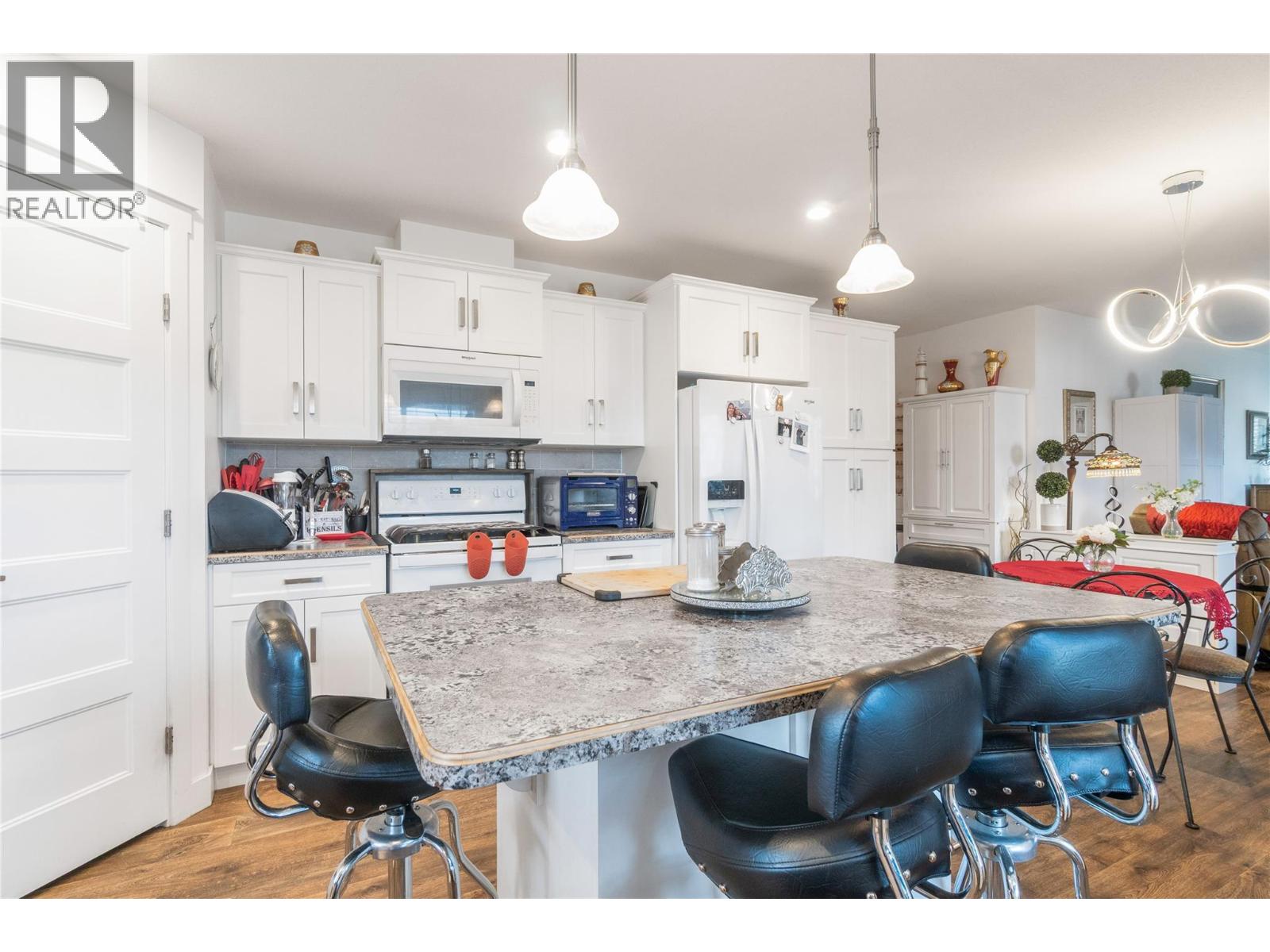 4540 72 Avenue Ne, Canoe, British Columbia  V0E 1K0 - Photo 14 - 10380529