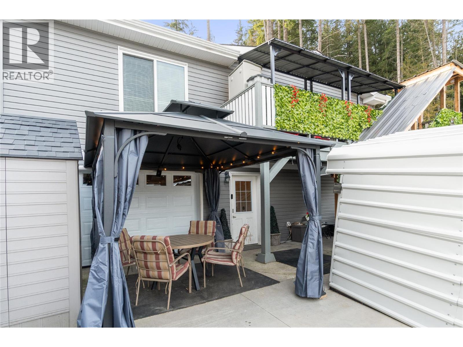 4540 72 Avenue Ne, Canoe, British Columbia  V0E 1K0 - Photo 63 - 10380529