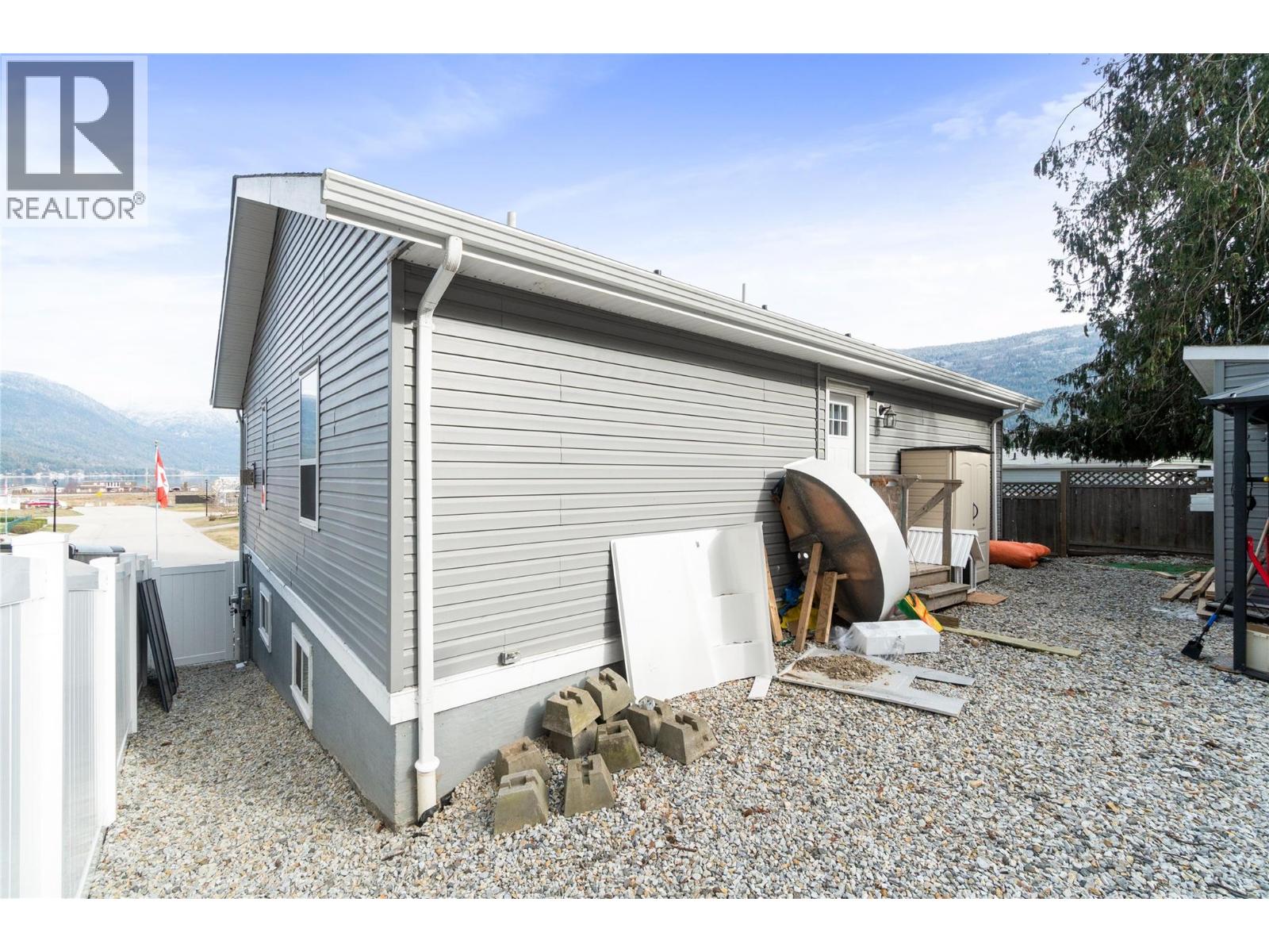 4540 72 Avenue Ne, Canoe, British Columbia  V0E 1K0 - Photo 67 - 10380529
