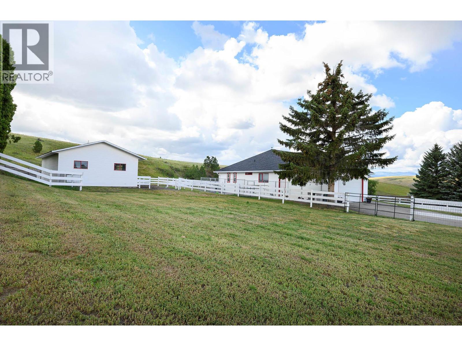 2740 Simms Place, Kamloops, British Columbia  V0E 2A0 - Photo 45 - 10380575
