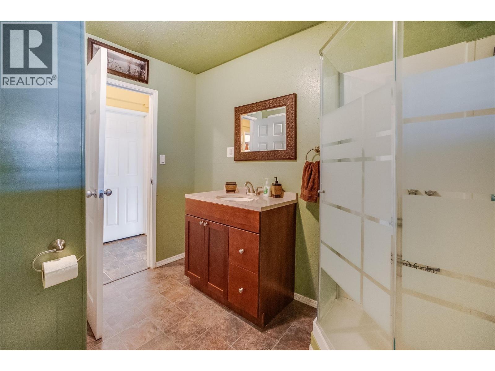 716 Lynnwood Crescent, Castlegar, British Columbia  V1N 1E2 - Photo 26 - 10380550