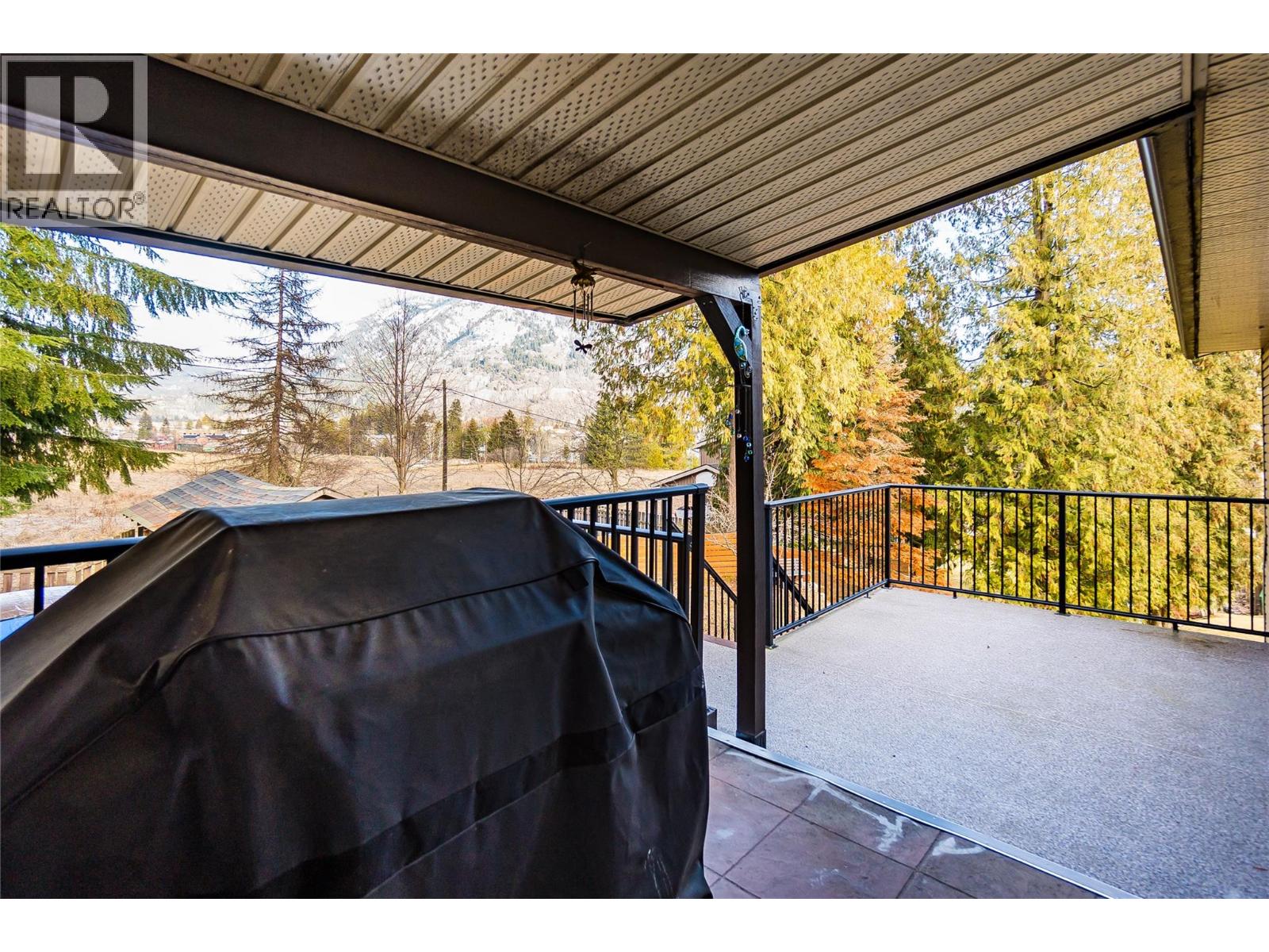 716 Lynnwood Crescent, Castlegar, British Columbia  V1N 1E2 - Photo 34 - 10380550