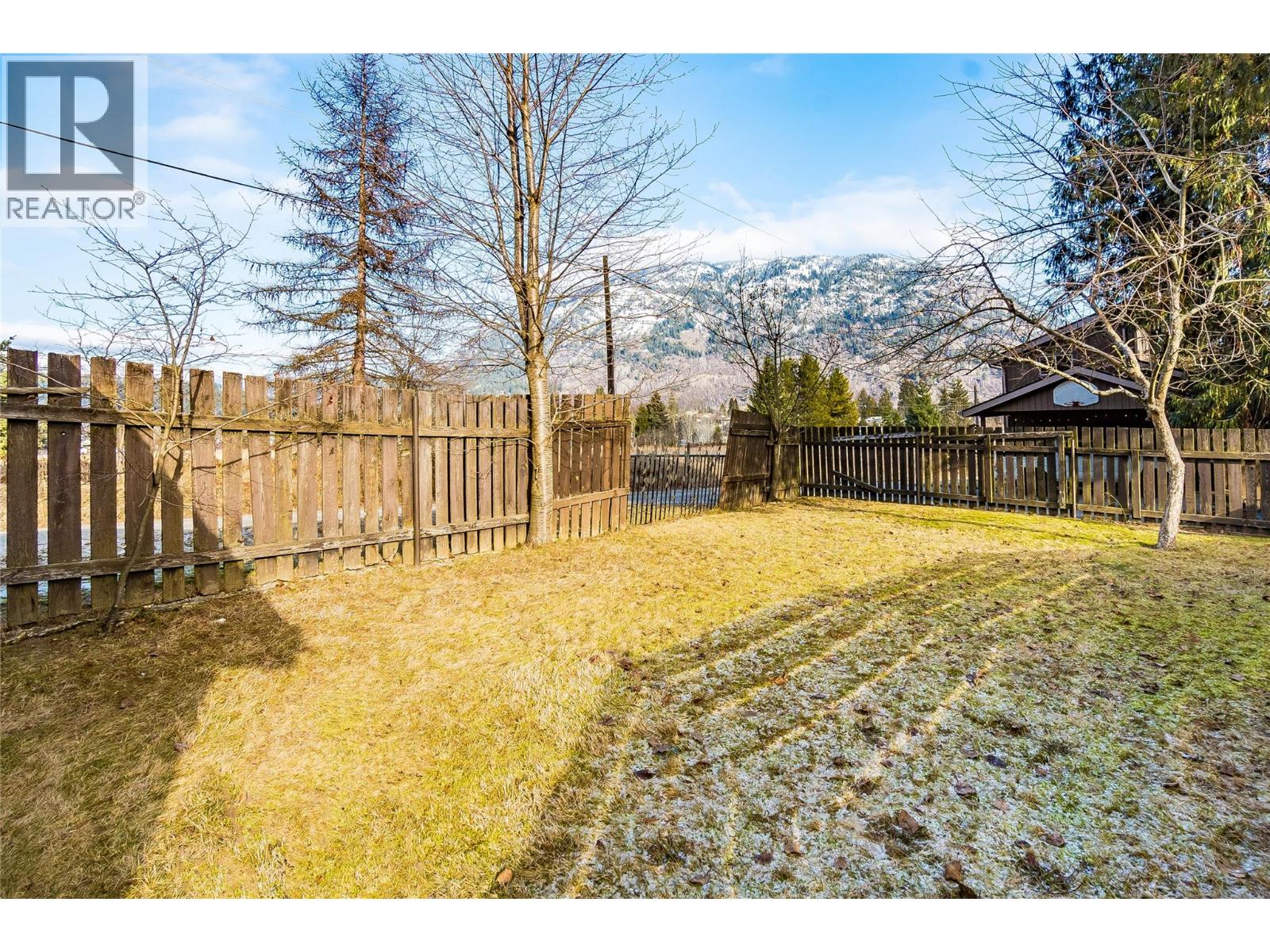 716 Lynnwood Crescent, Castlegar, British Columbia  V1N 1E2 - Photo 37 - 10380550