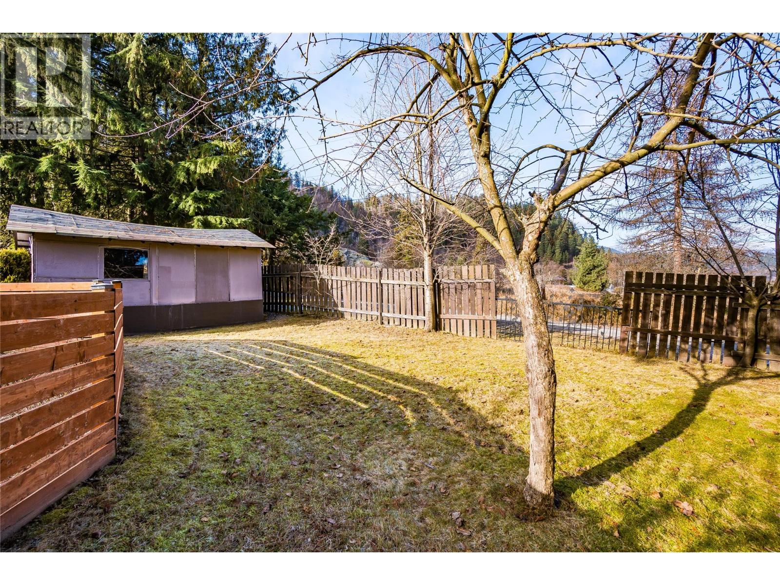 716 Lynnwood Crescent, Castlegar, British Columbia  V1N 1E2 - Photo 40 - 10380550