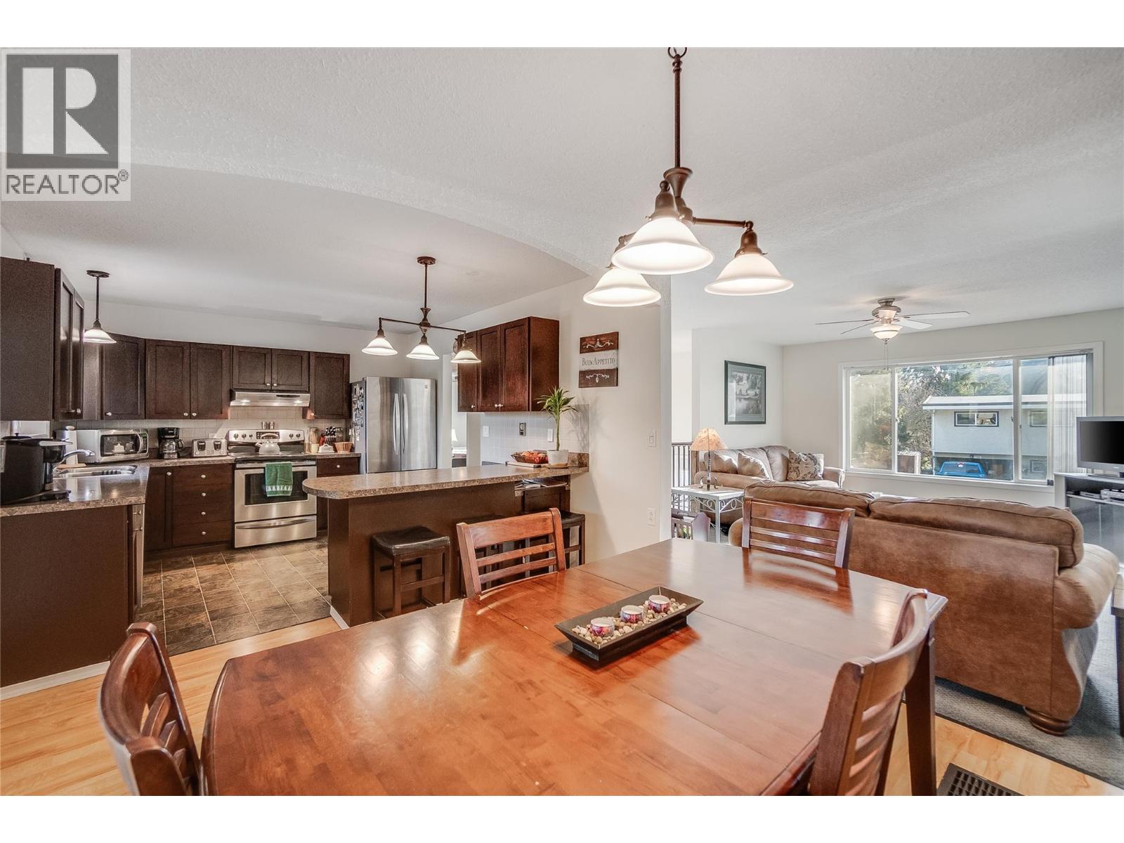 716 Lynnwood Crescent, Castlegar, British Columbia  V1N 1E2 - Photo 5 - 10380550