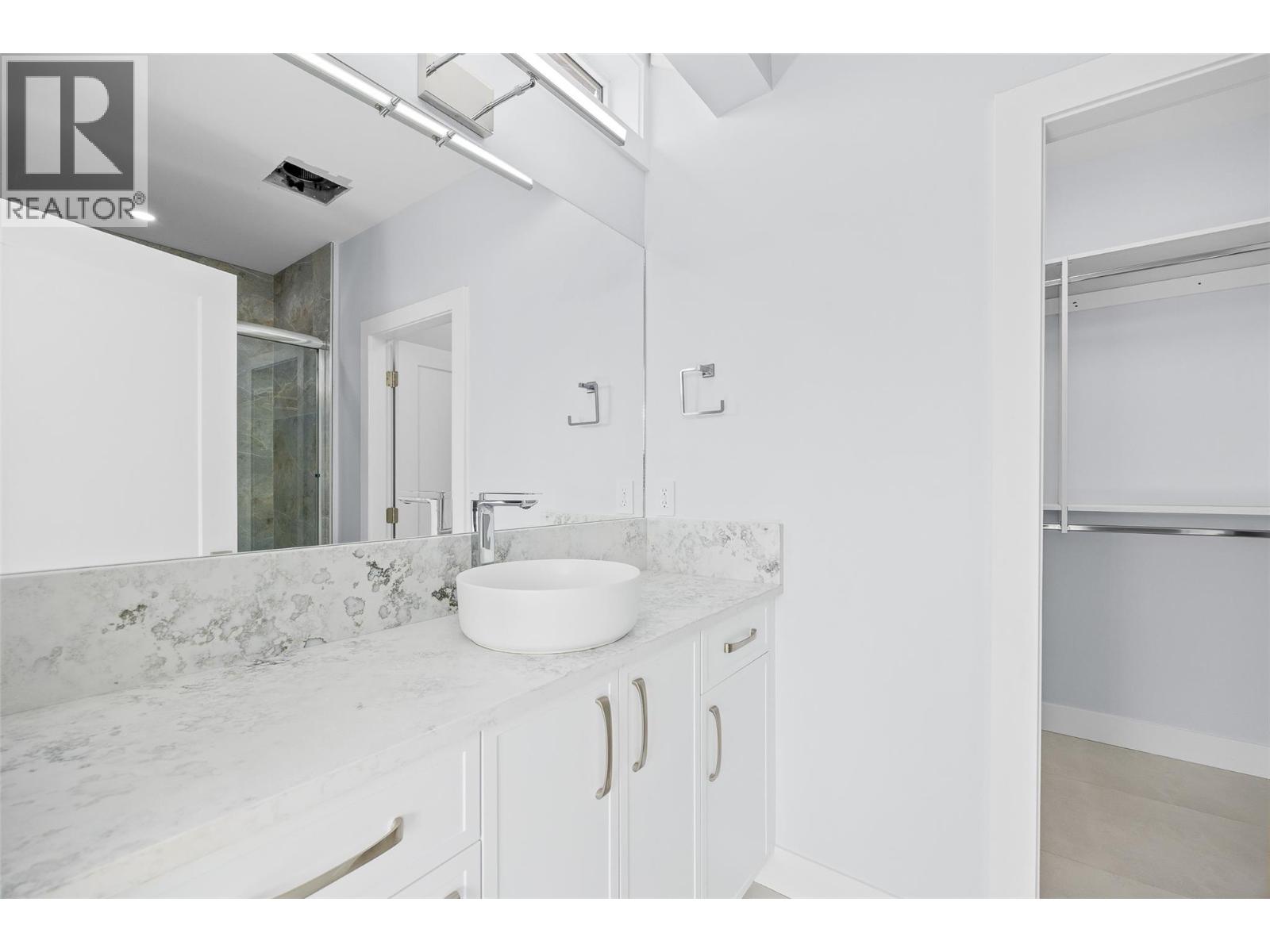 4563 Gordon Drive, Kelowna, British Columbia  V1W 1T3 - Photo 26 - 10378327