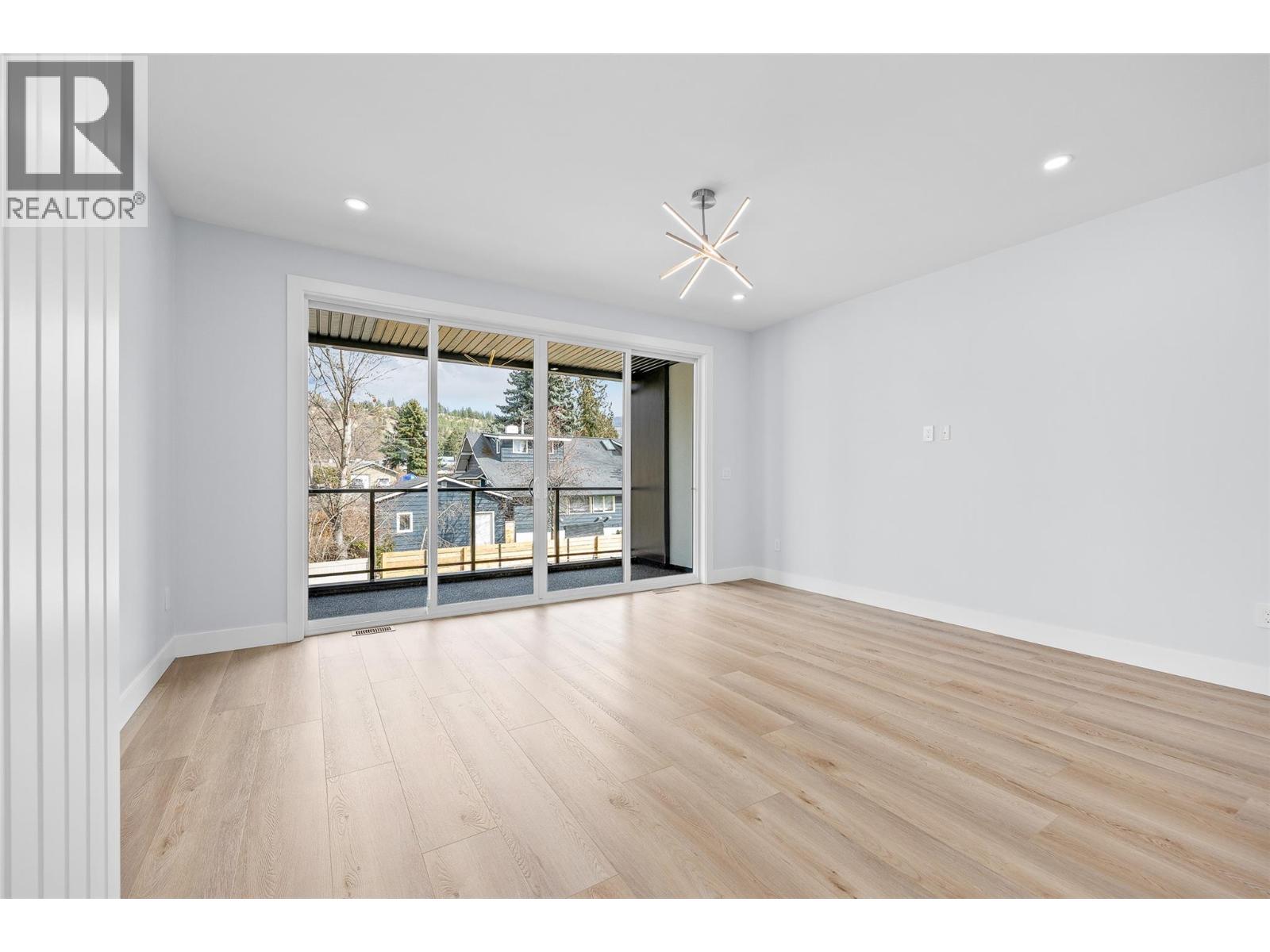 4563 Gordon Drive, Kelowna, British Columbia  V1W 1T3 - Photo 9 - 10378327