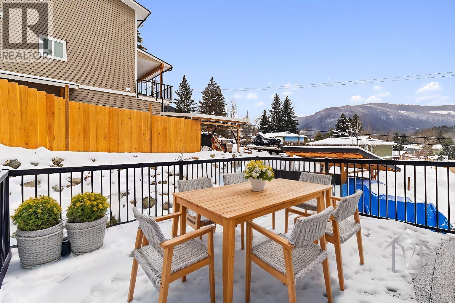 7370 Cahilty Crescent, Sun Peaks, British Columbia  V0E 1Z1 - Photo 12 - 10380316
