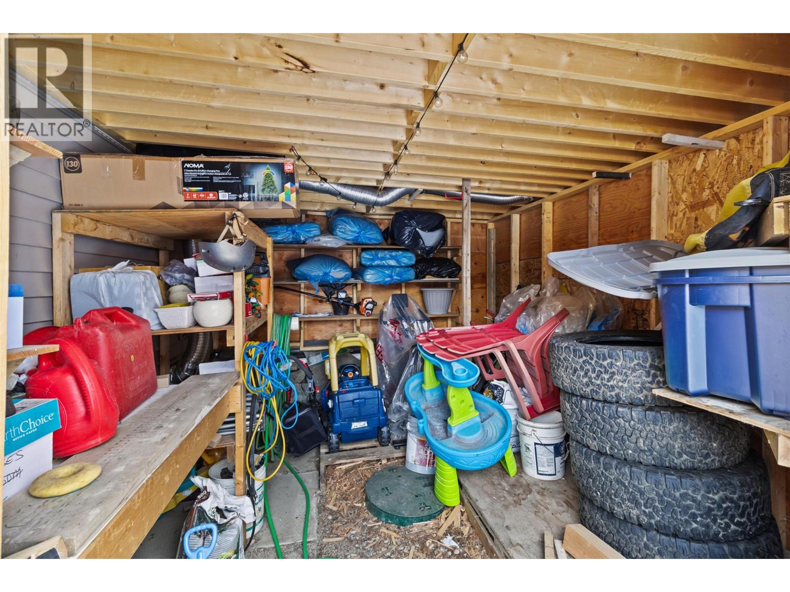 7370 Cahilty Crescent, Sun Peaks, British Columbia  V0E 1Z1 - Photo 31 - 10380316