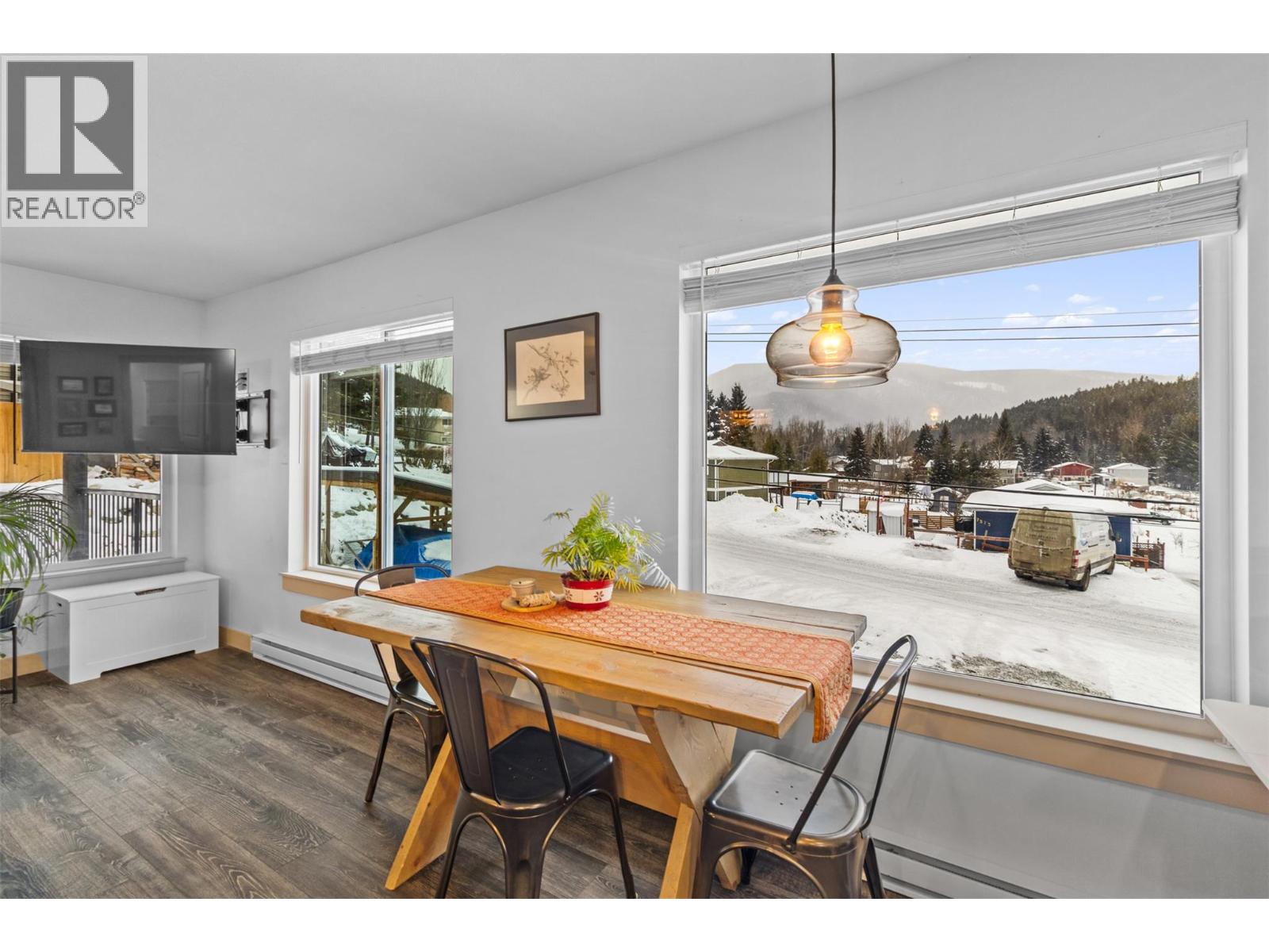 7370 Cahilty Crescent, Sun Peaks, British Columbia  V0E 1Z1 - Photo 7 - 10380316