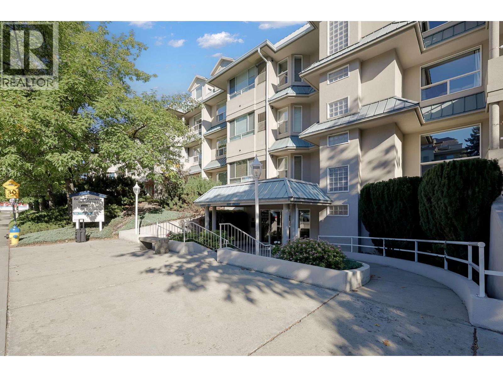 1965 Durnin Road Unit# 308, Kelowna, British Columbia  V1X 7K6 - Photo 2 - 10380593