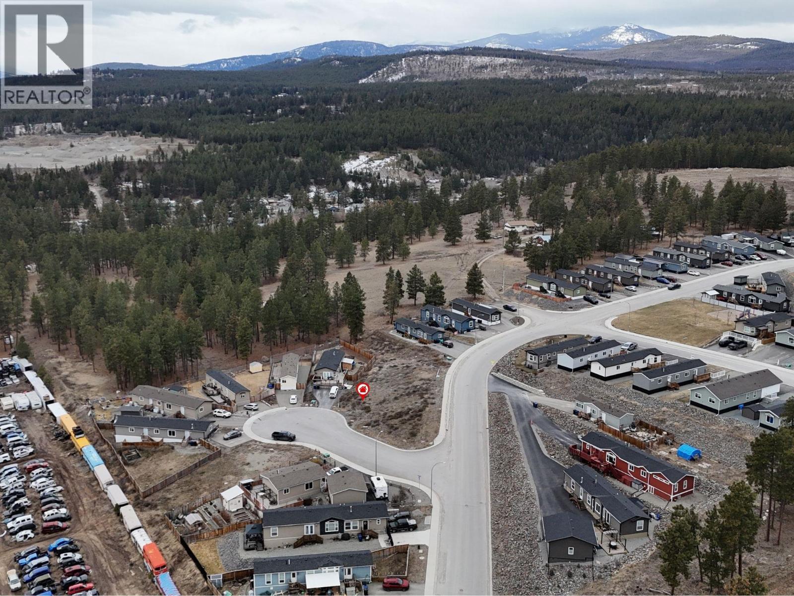 509 Steepleview Point Nw, Cranbrook, British Columbia  V1C 5L3 - Photo 3 - 10379419