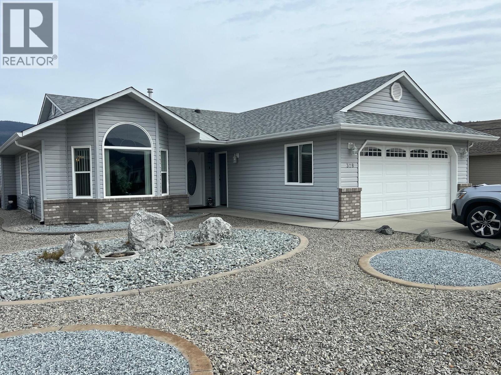 328 3rd Street, Vernon, British Columbia  V1H 1Z1 - Photo 2 - 10375314