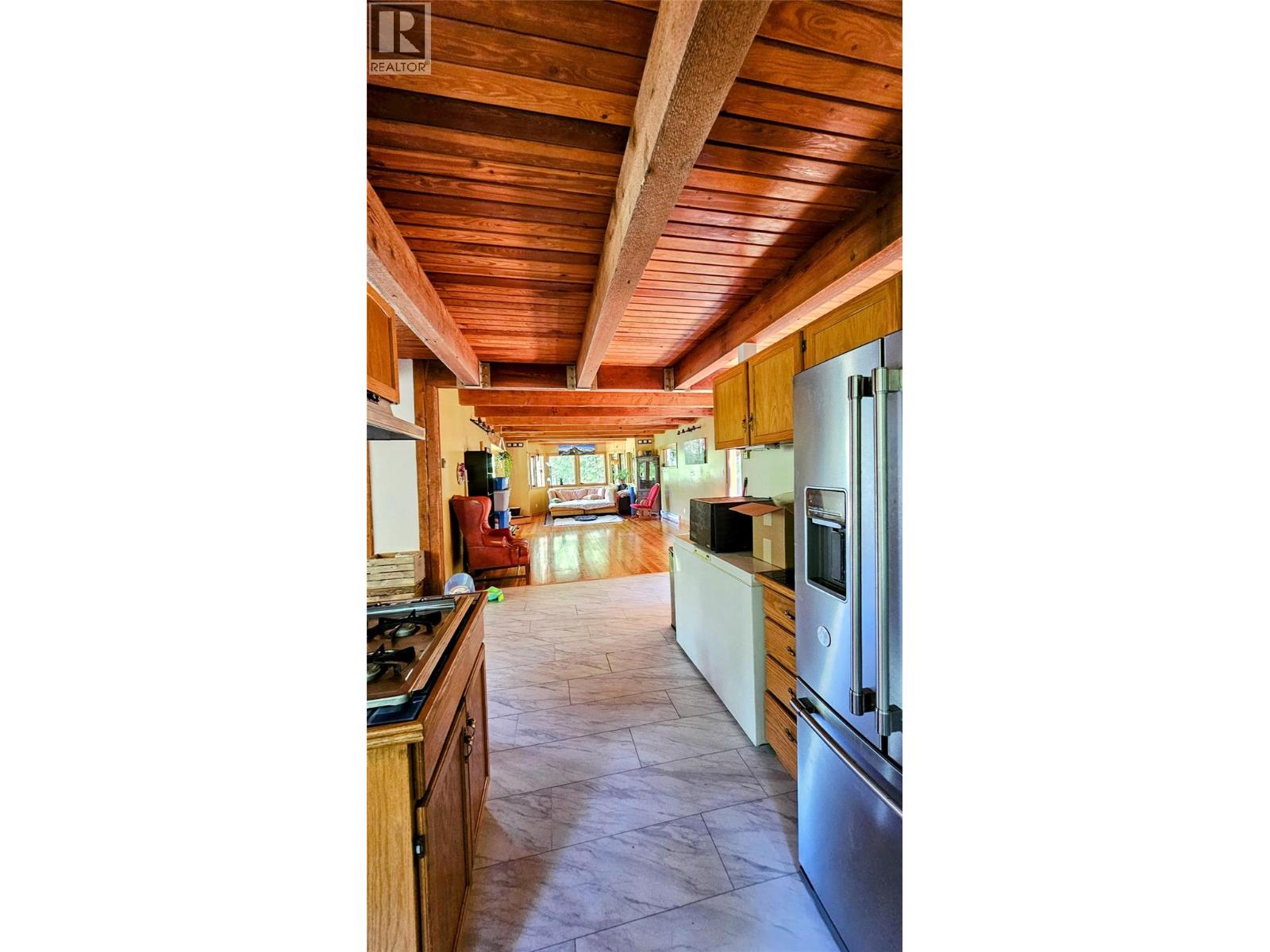 8496 B Procter Road E, Procter, British Columbia  V1L 0B7 - Photo 10 - 10380536