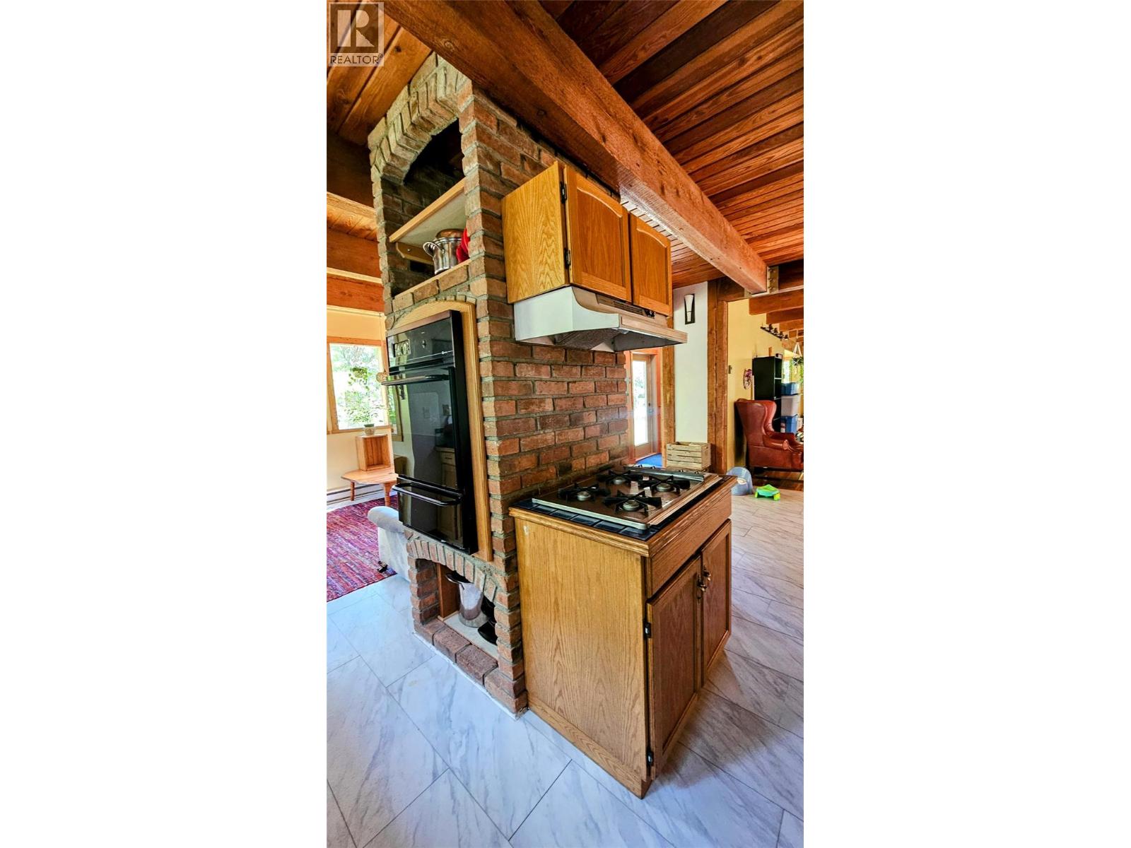 8496 B Procter Road E, Procter, British Columbia  V1L 0B7 - Photo 8 - 10380536