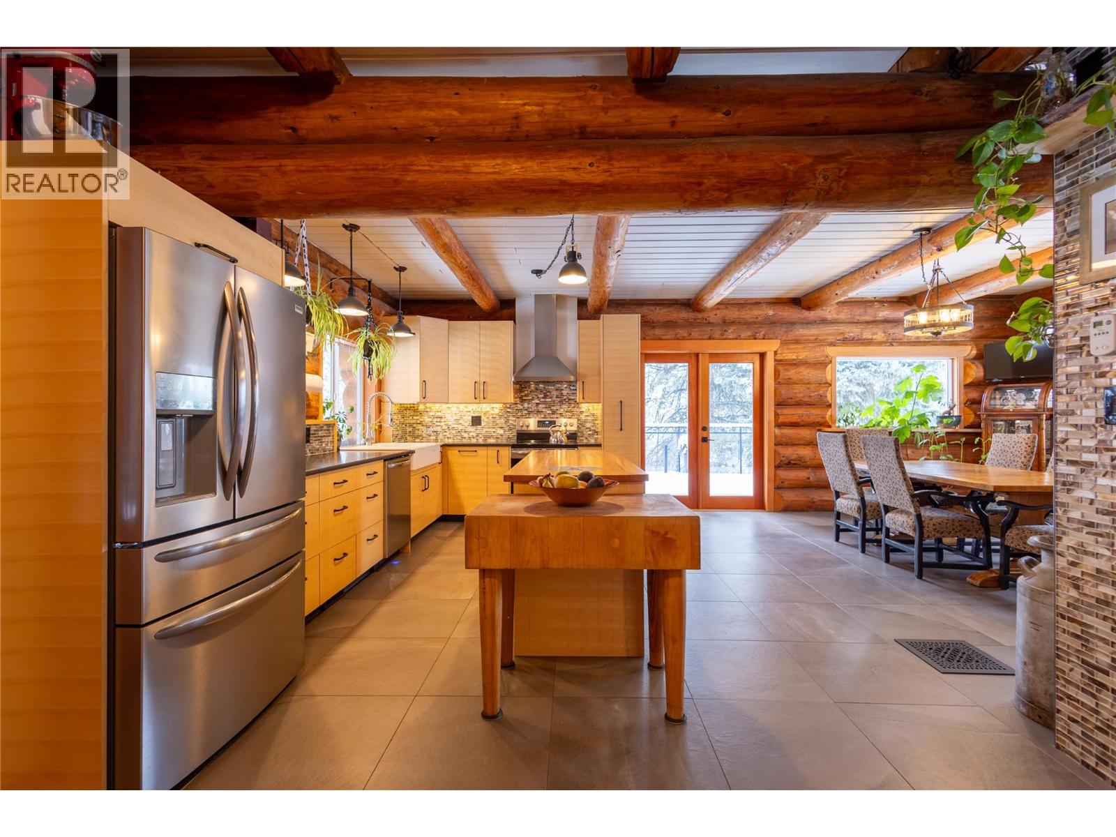 3697 Blewett Road, nelson, British Columbia