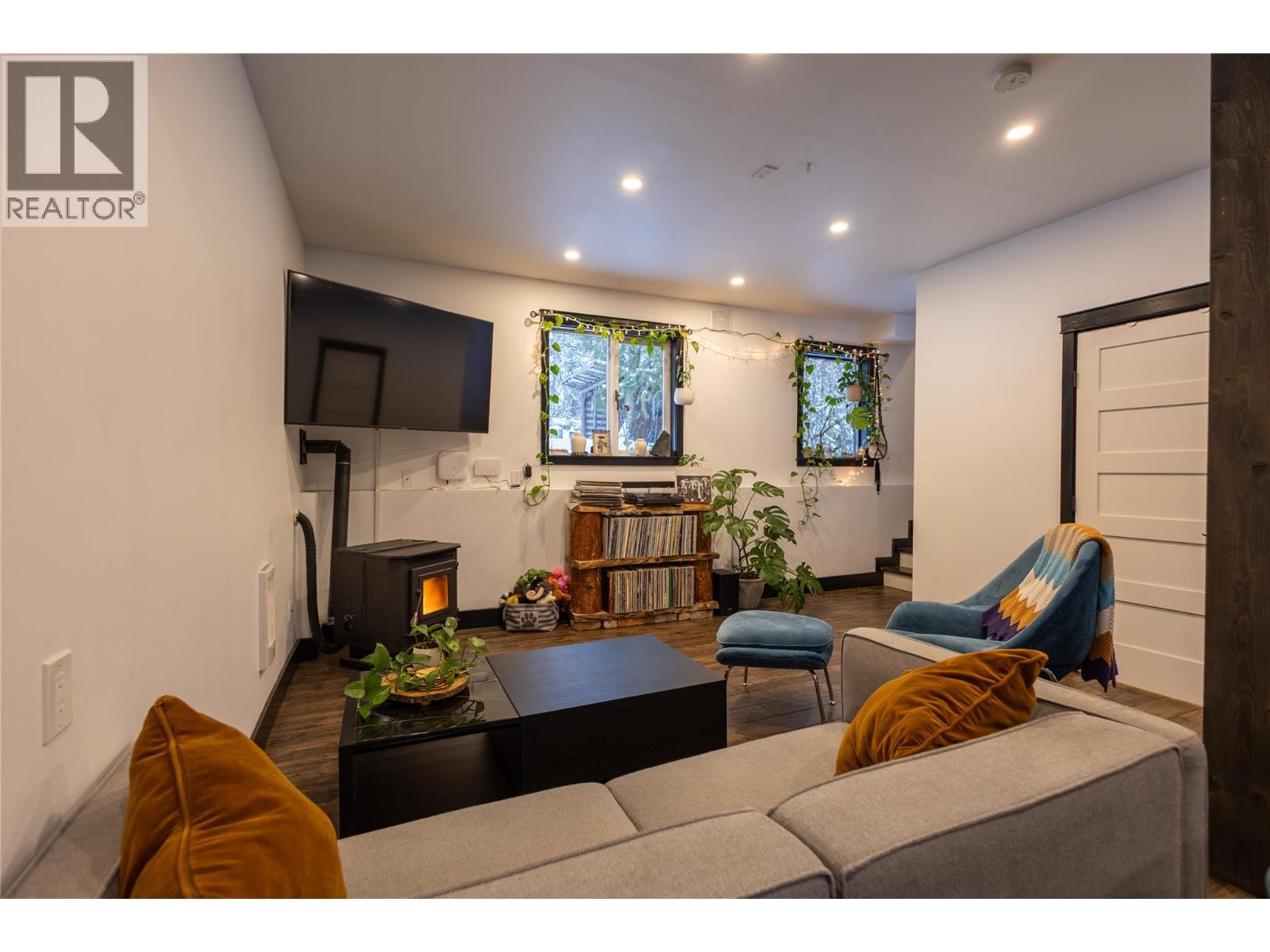 3697 Blewett Road, Nelson, British Columbia  V1L 6V8 - Photo 66 - 10379808