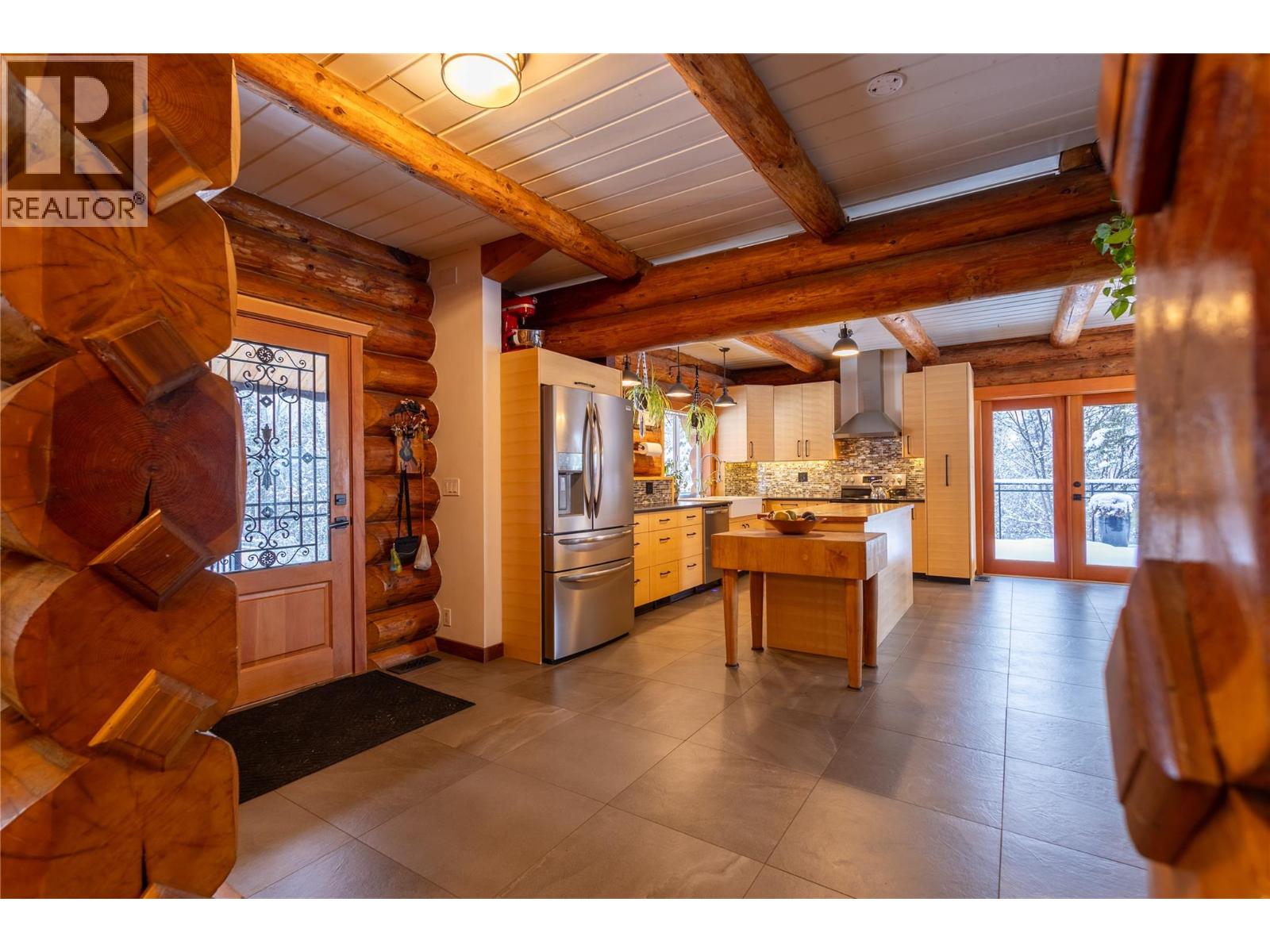 3697 Blewett Road, Nelson, British Columbia  V1L 6V8 - Photo 9 - 10379808