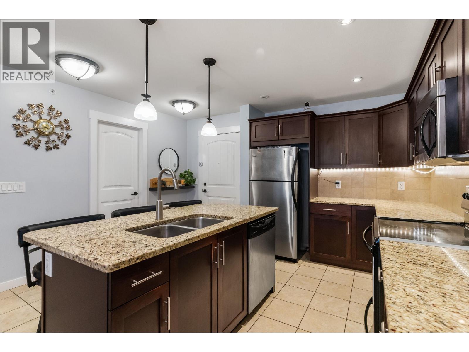 10529 Powley Court Unit# 305, Lake Country, British Columbia  V4V 2S2 - Photo 8 - 10379450