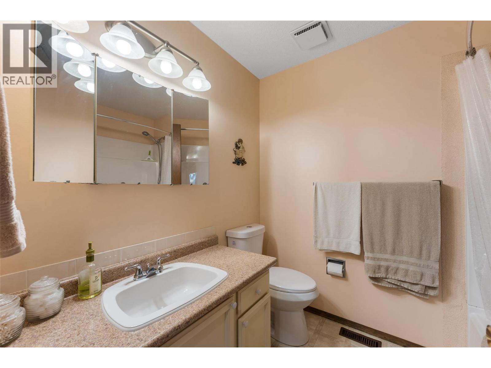 3430 Liard Court, West Kelowna, British Columbia  V4T 1B6 - Photo 19 - 10380323