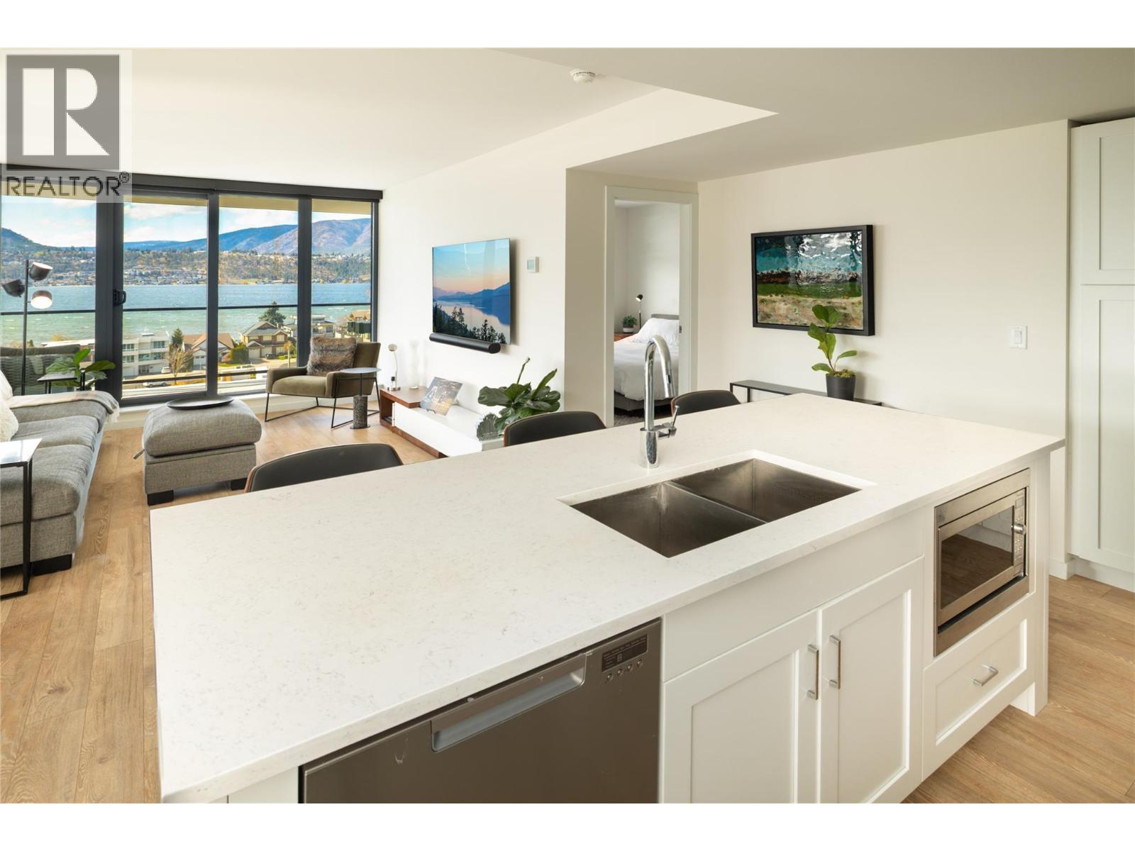 485 Groves Avenue Unit# 805, Kelowna, British Columbia  V1Y 0C1 - Photo 3 - 10379651