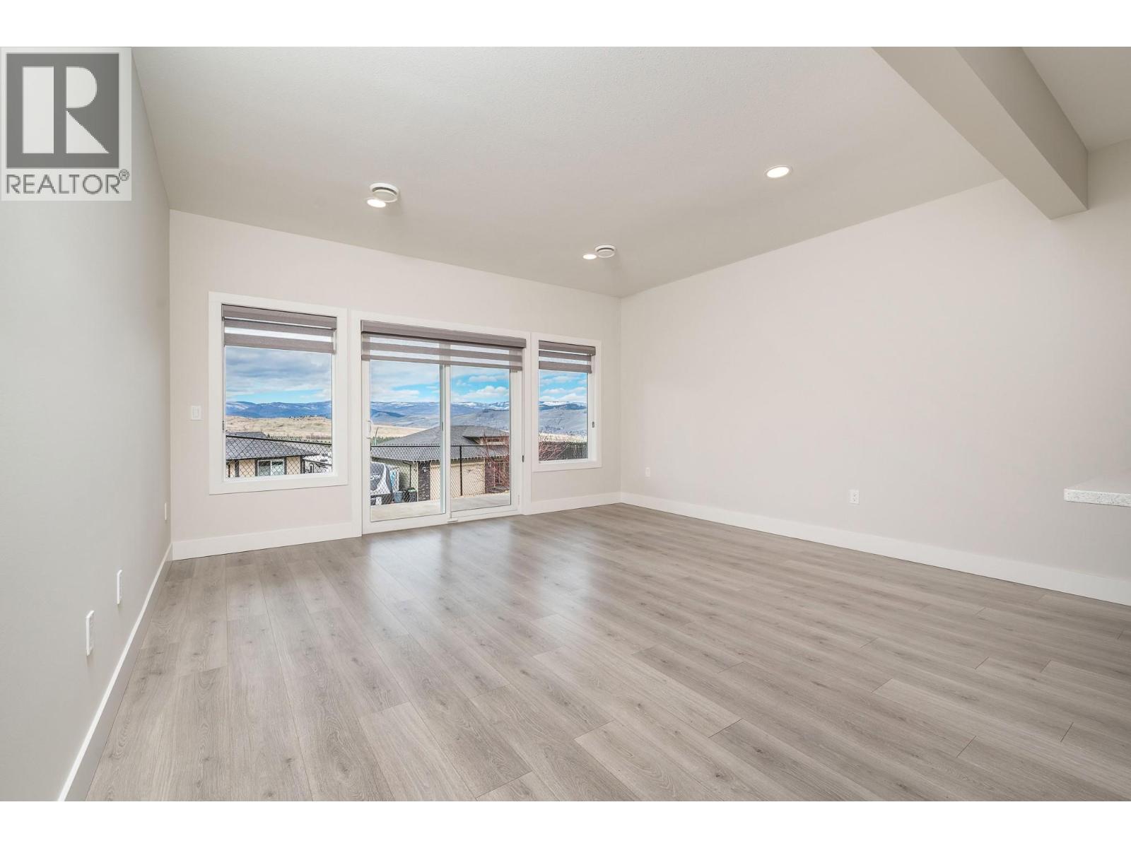 933 Mt Robson Place Unit# 97, Vernon, British Columbia  V1B 4G4 - Photo 10 - 10380102