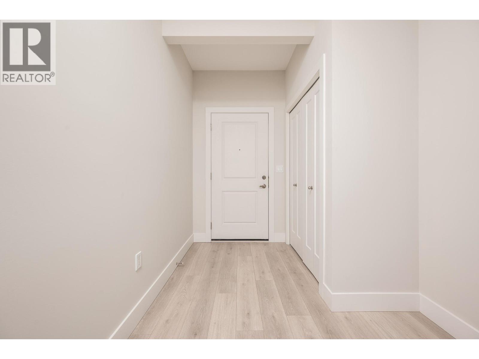 933 Mt Robson Place Unit# 97, Vernon, British Columbia  V1B 4G4 - Photo 3 - 10380102