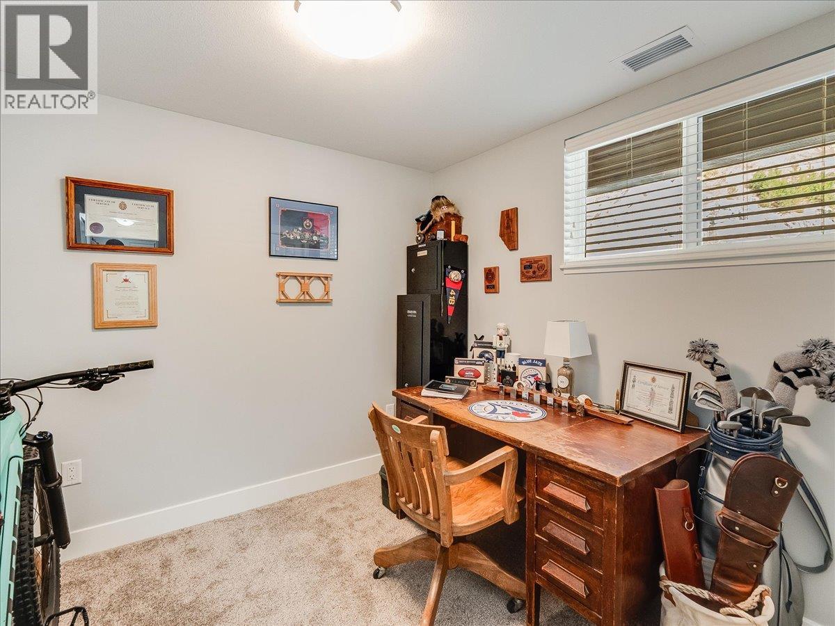 5570 Broadwater Road Unit# 117, Castlegar, British Columbia  V1N 0A1 - Photo 18 - 10379721