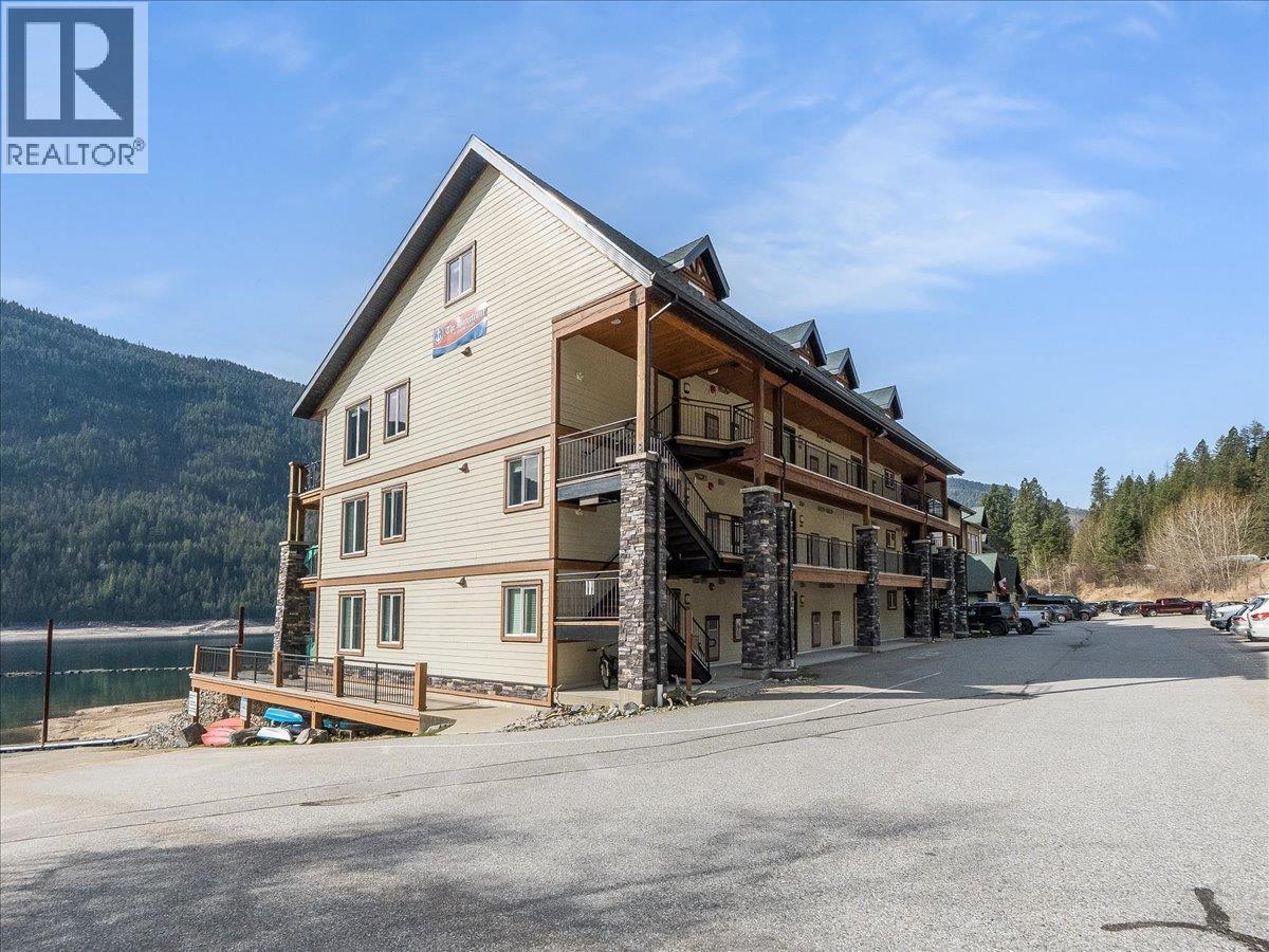 5570 Broadwater Road Unit# 117, Castlegar, British Columbia  V1N 0A1 - Photo 2 - 10379721