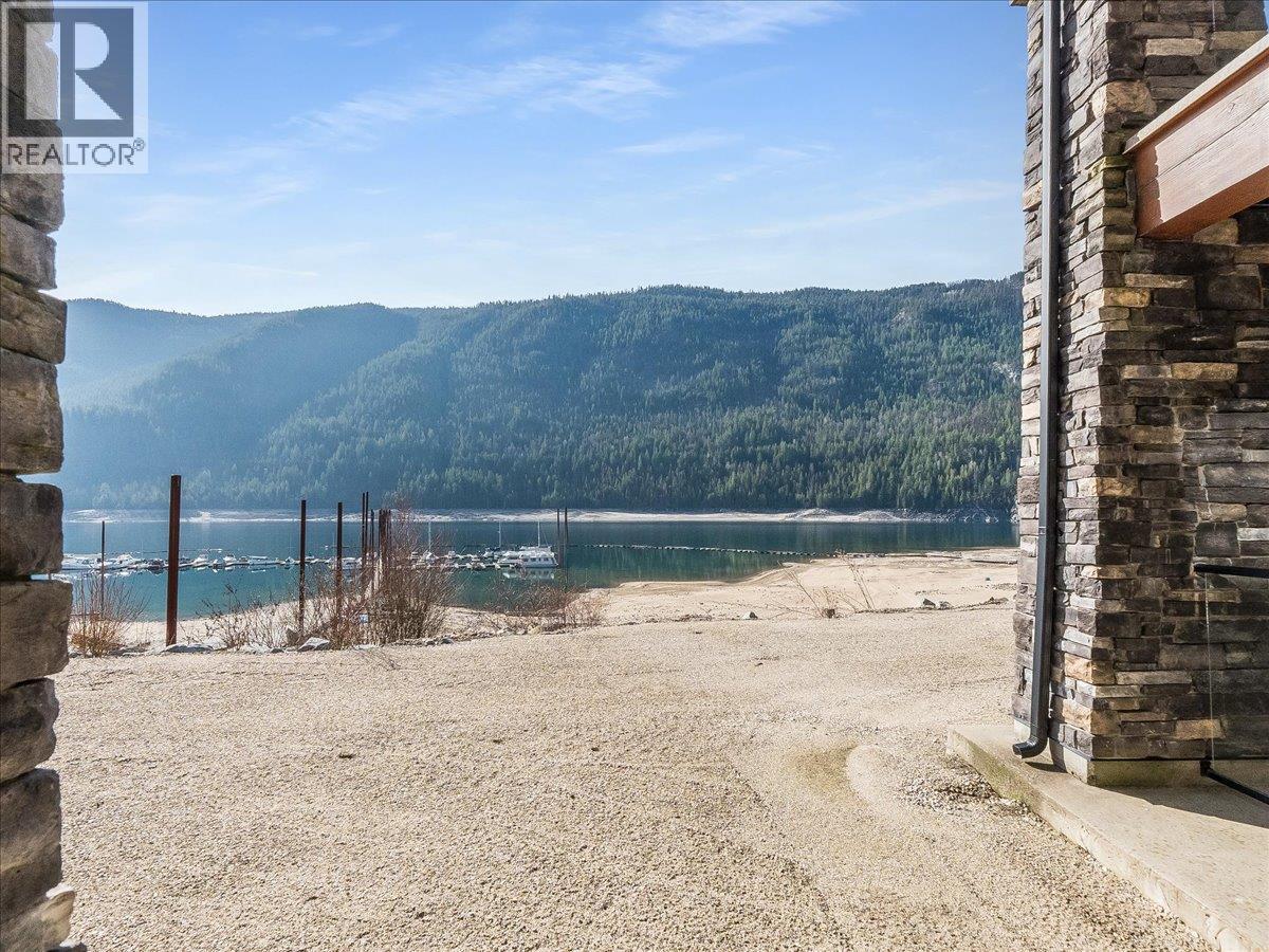 5570 Broadwater Road Unit# 117, Castlegar, British Columbia  V1N 0A1 - Photo 35 - 10379721