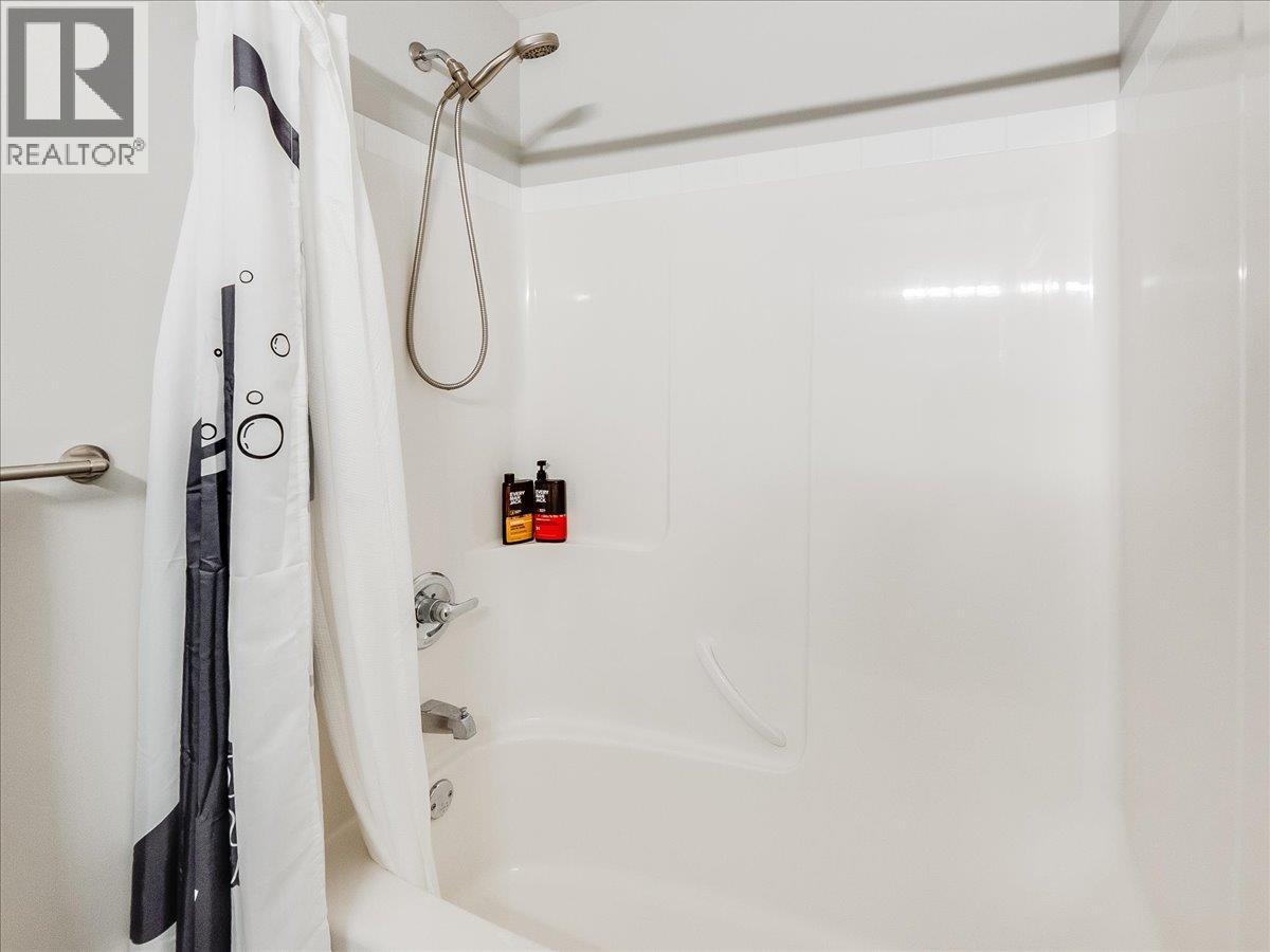 5570 Broadwater Road Unit# 117, Castlegar, British Columbia  V1N 0A1 - Photo 58 - 10379721