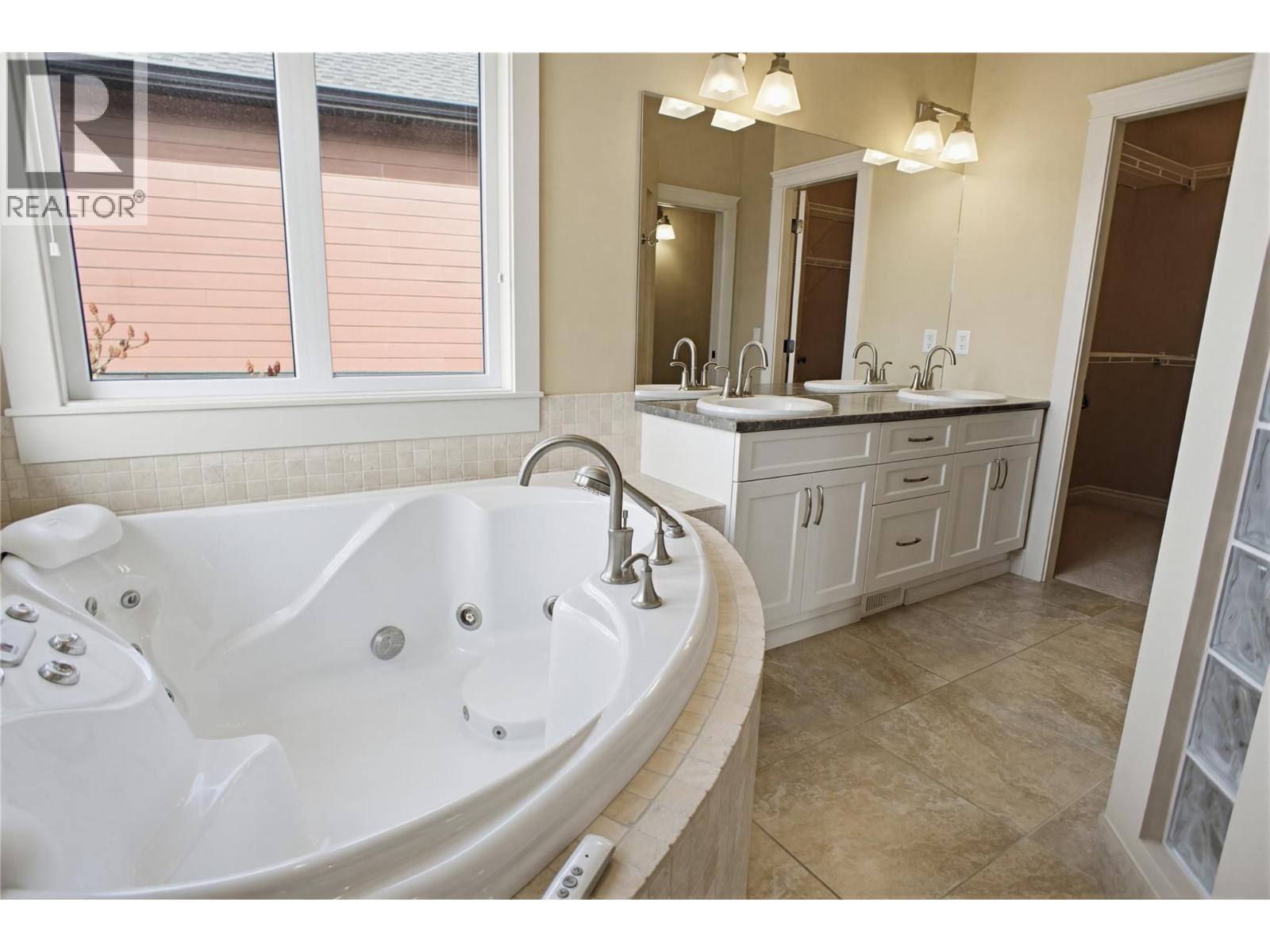 1708 Ironwood Drive, Kamloops, British Columbia  V2H 0A6 - Photo 13 - 10380388