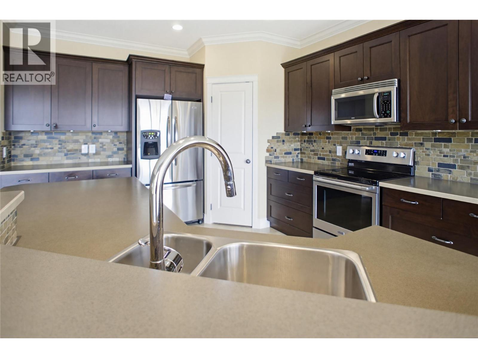 1708 Ironwood Drive, Kamloops, British Columbia  V2H 0A6 - Photo 6 - 10380388