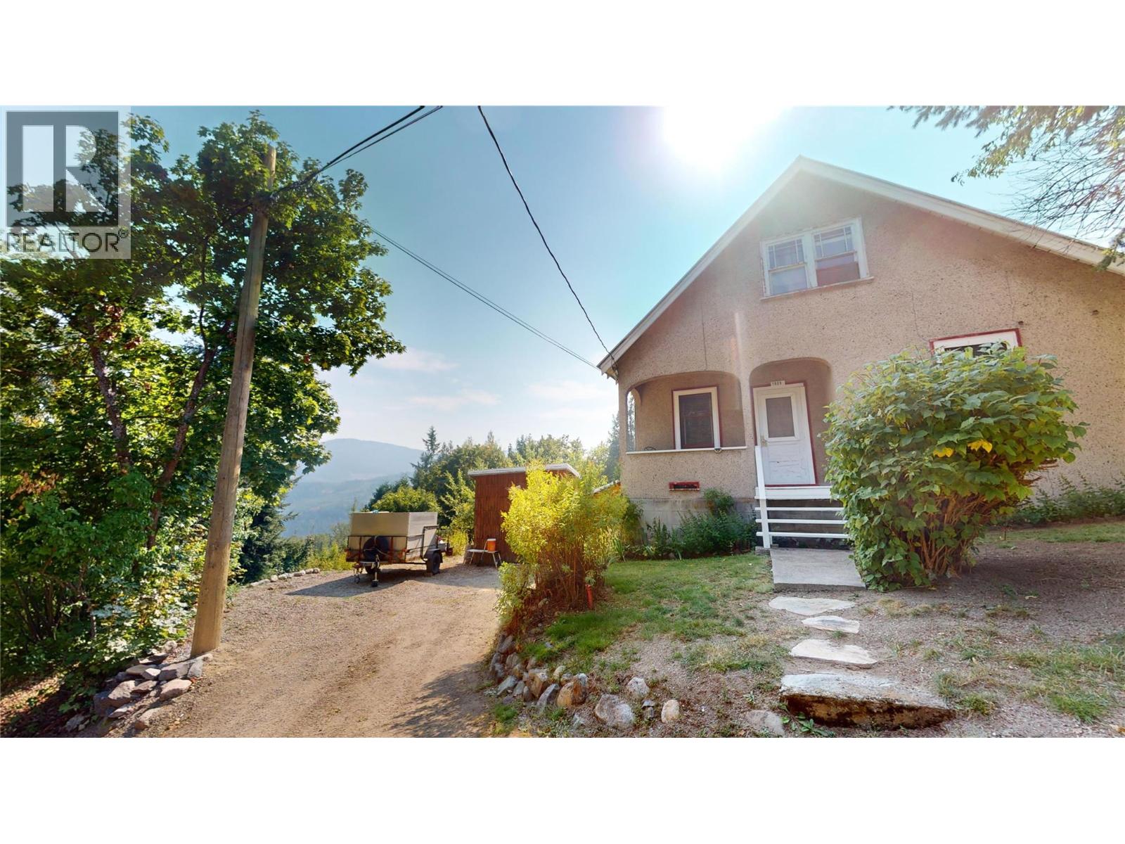 1929 UNION Avenue, rossland, British Columbia