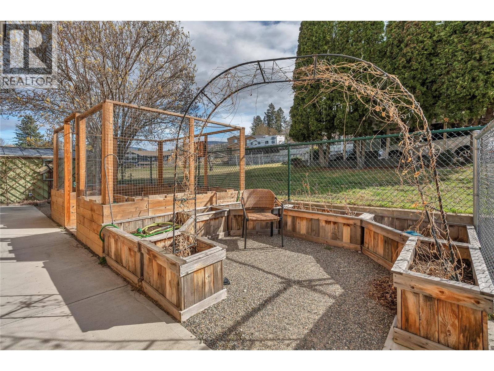 192 Dartmouth Place, Penticton, British Columbia  V2A 7S4 - Photo 38 - 10380233