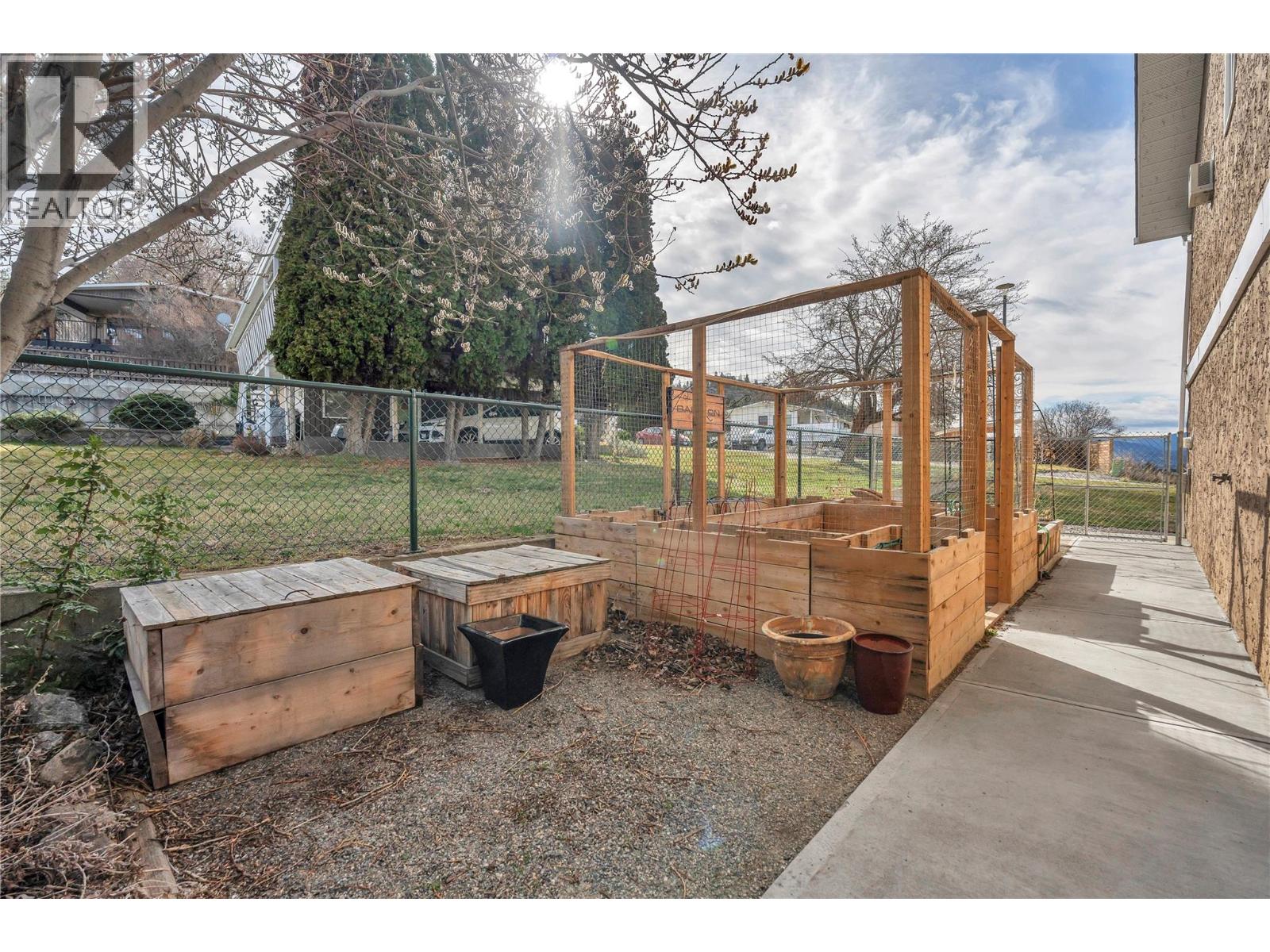 192 Dartmouth Place, Penticton, British Columbia  V2A 7S4 - Photo 39 - 10380233