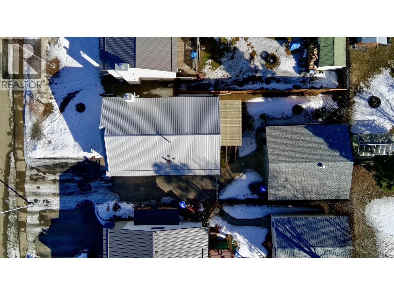 20 Dawson Place, Tumbler Ridge, British Columbia  V0C 2W0 - Photo 3 - 10378643
