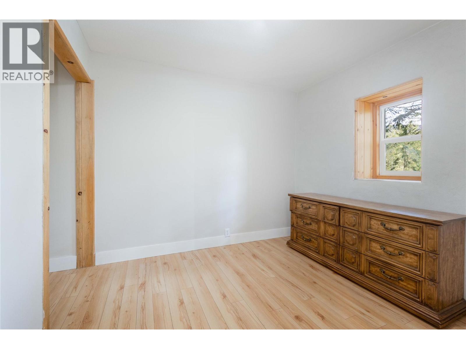 3230 Salmon River Road, Salmon Arm, British Columbia  V1E 3H9 - Photo 23 - 10380319
