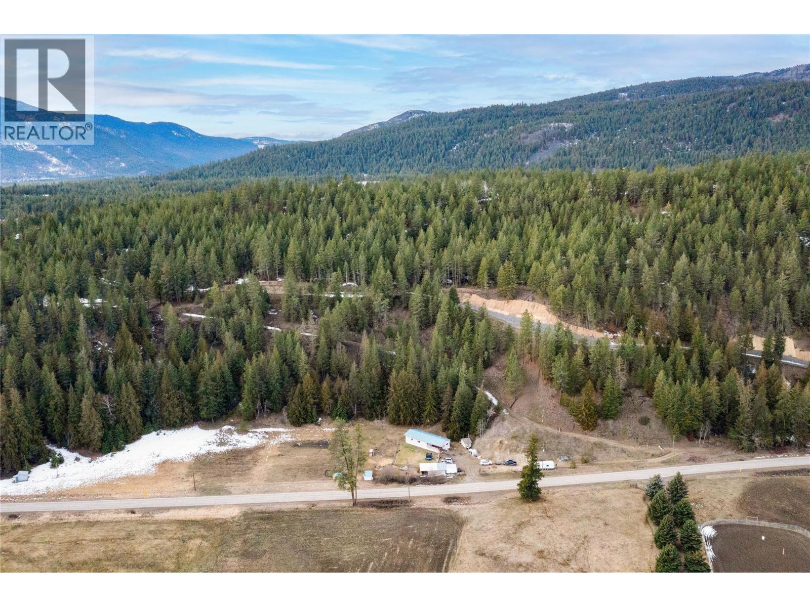 3230 Salmon River Road, Salmon Arm, British Columbia  V1E 3H9 - Photo 41 - 10380319