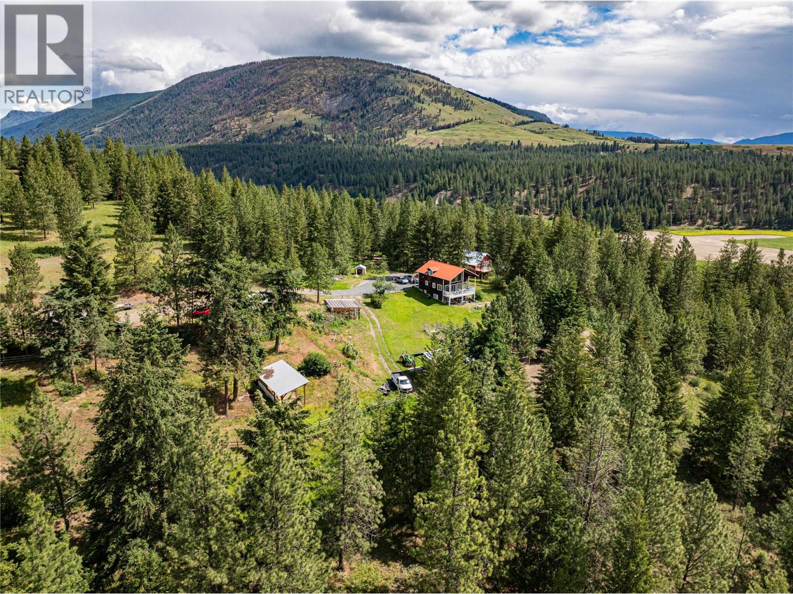 3230 Salmon River Road, Salmon Arm, British Columbia  V1E 3H9 - Photo 47 - 10380319