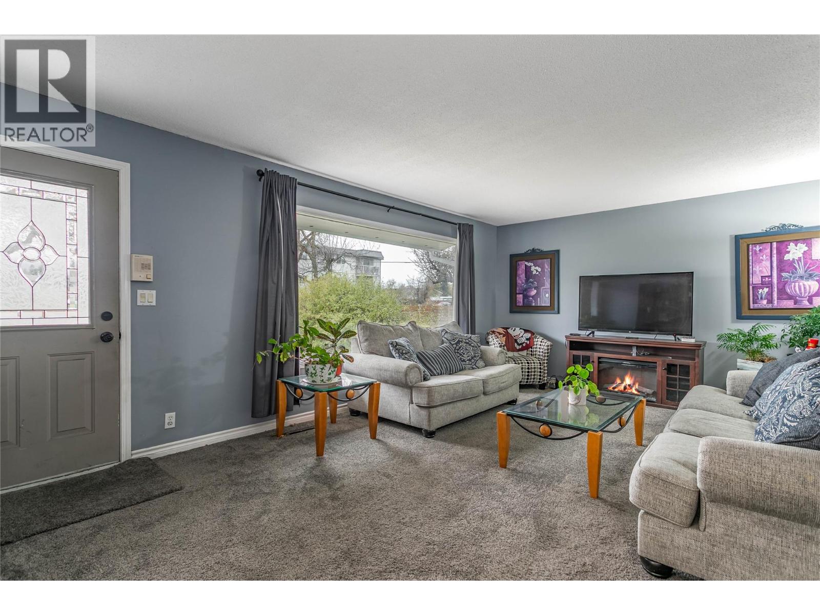 250 Husch Road, Kelowna, British Columbia  V1X 1N1 - Photo 2 - 10380526