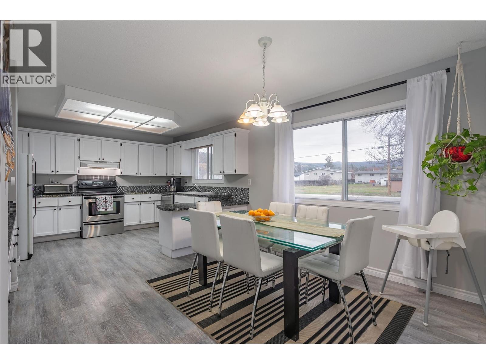 250 Husch Road, Kelowna, British Columbia  V1X 1N1 - Photo 5 - 10380526