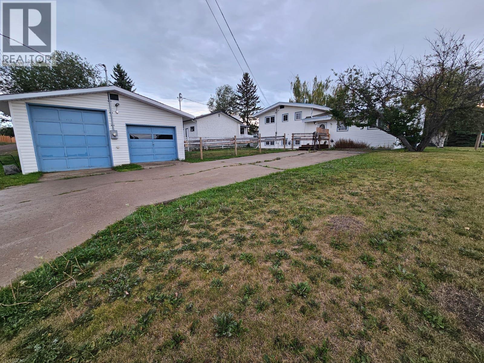 11100 16 Street, Dawson Creek, British Columbia  V1G 4A2 - Photo 50 - 10379318