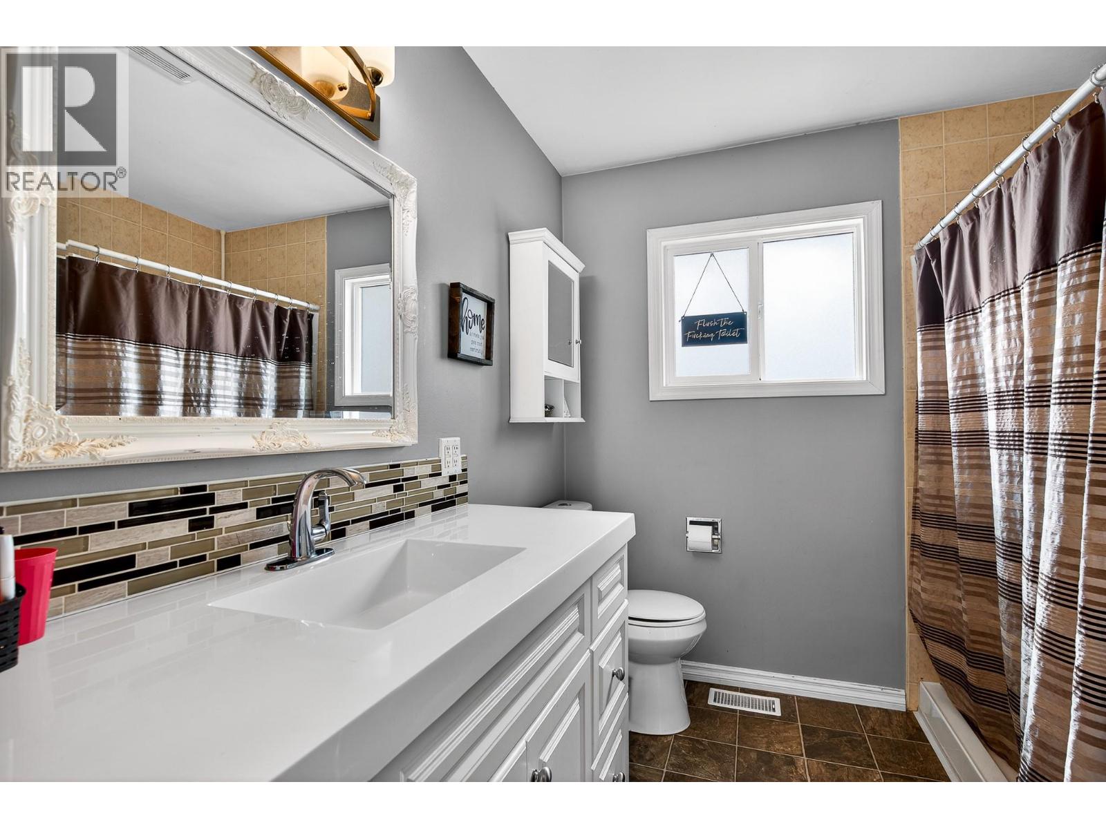 1669 Westmount Drive, Kamloops, British Columbia  V2B 6A4 - Photo 13 - 10380646
