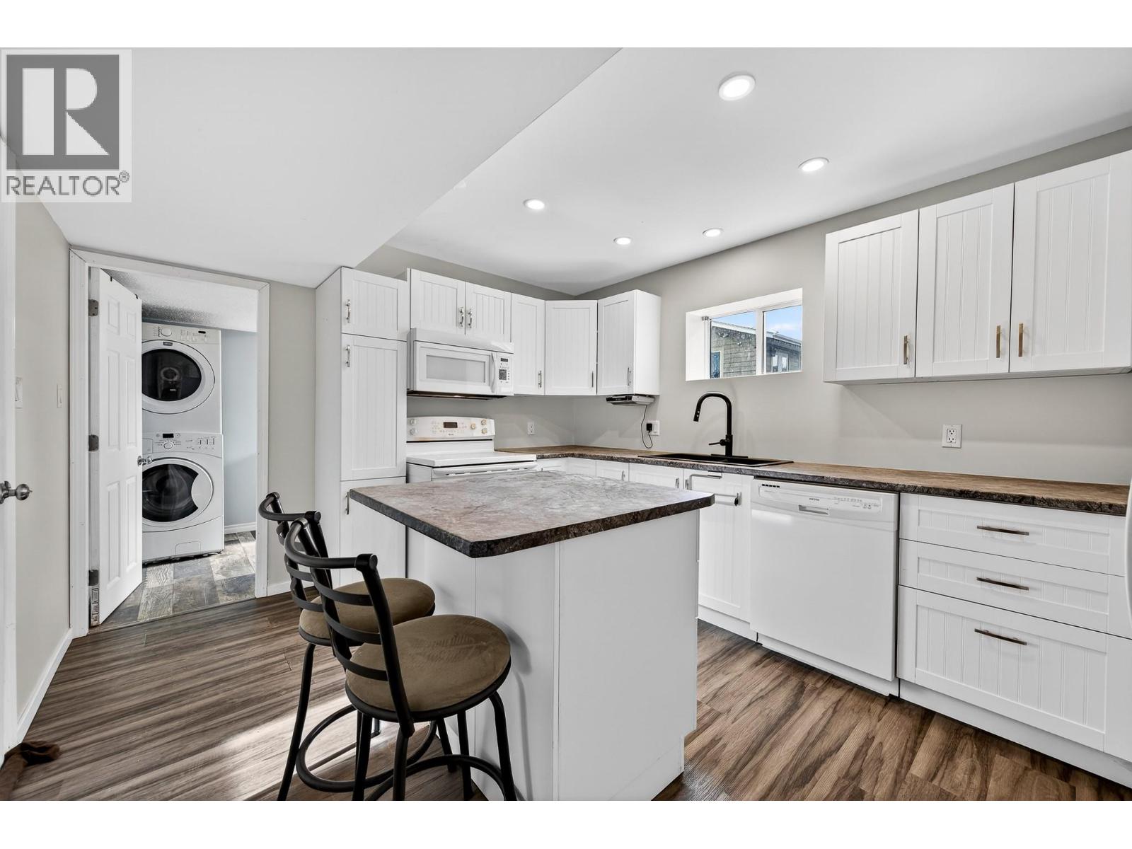1669 Westmount Drive, Kamloops, British Columbia  V2B 6A4 - Photo 21 - 10380646