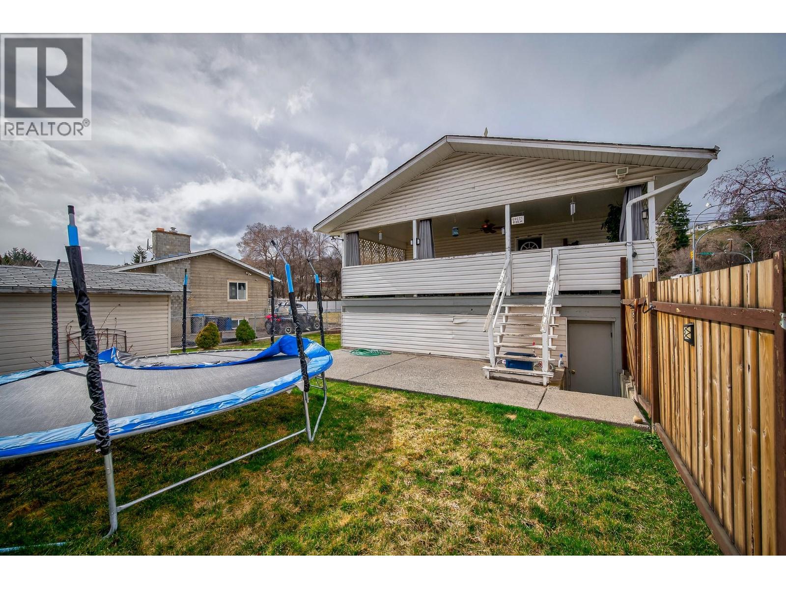 1669 Westmount Drive, Kamloops, British Columbia  V2B 6A4 - Photo 29 - 10380646