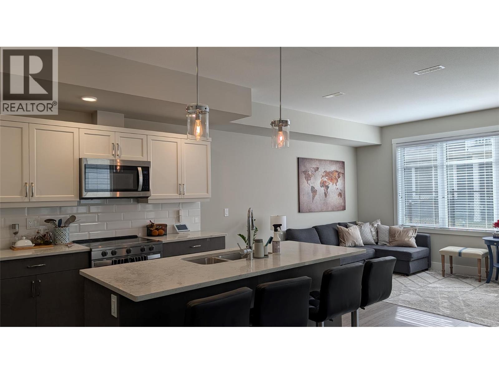 200 Grand Boulevard Unit# 122, Kamloops, British Columbia  V2C 0H3 - Photo 3 - 10380548