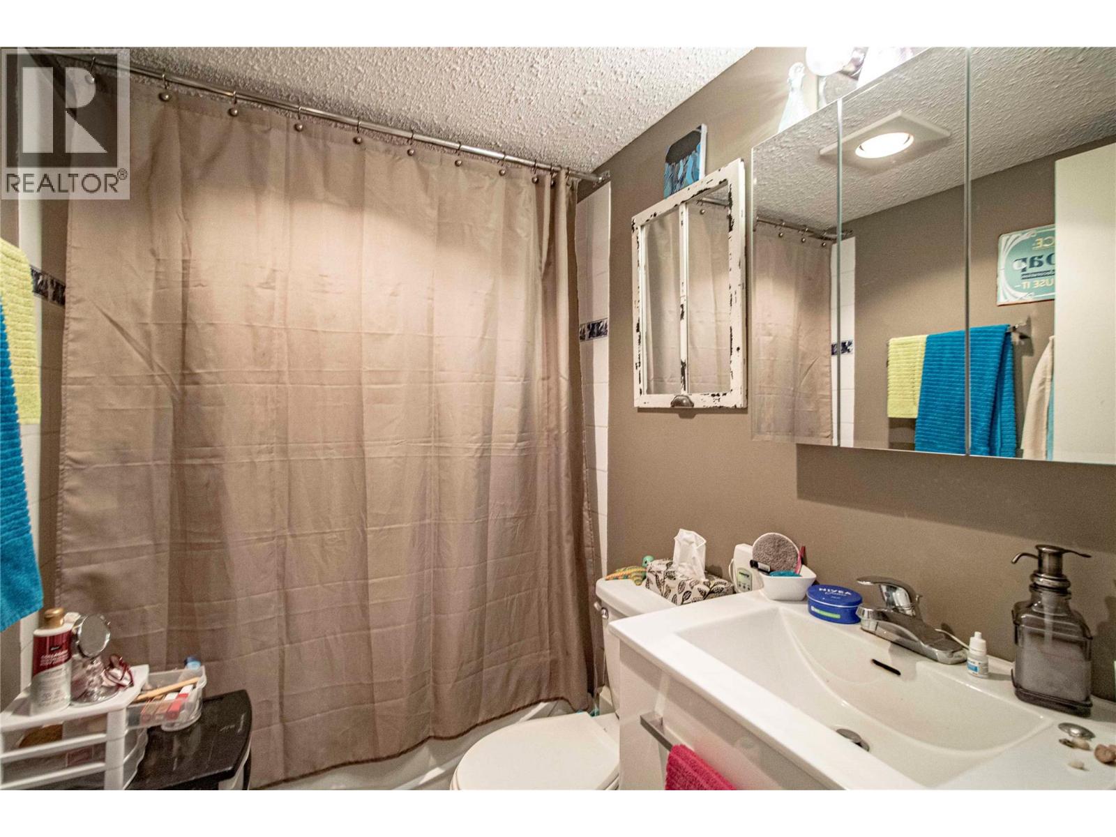 130 Skaha Place Unit# 216, Penticton, British Columbia  V2A 7J6 - Photo 10 - 10380486